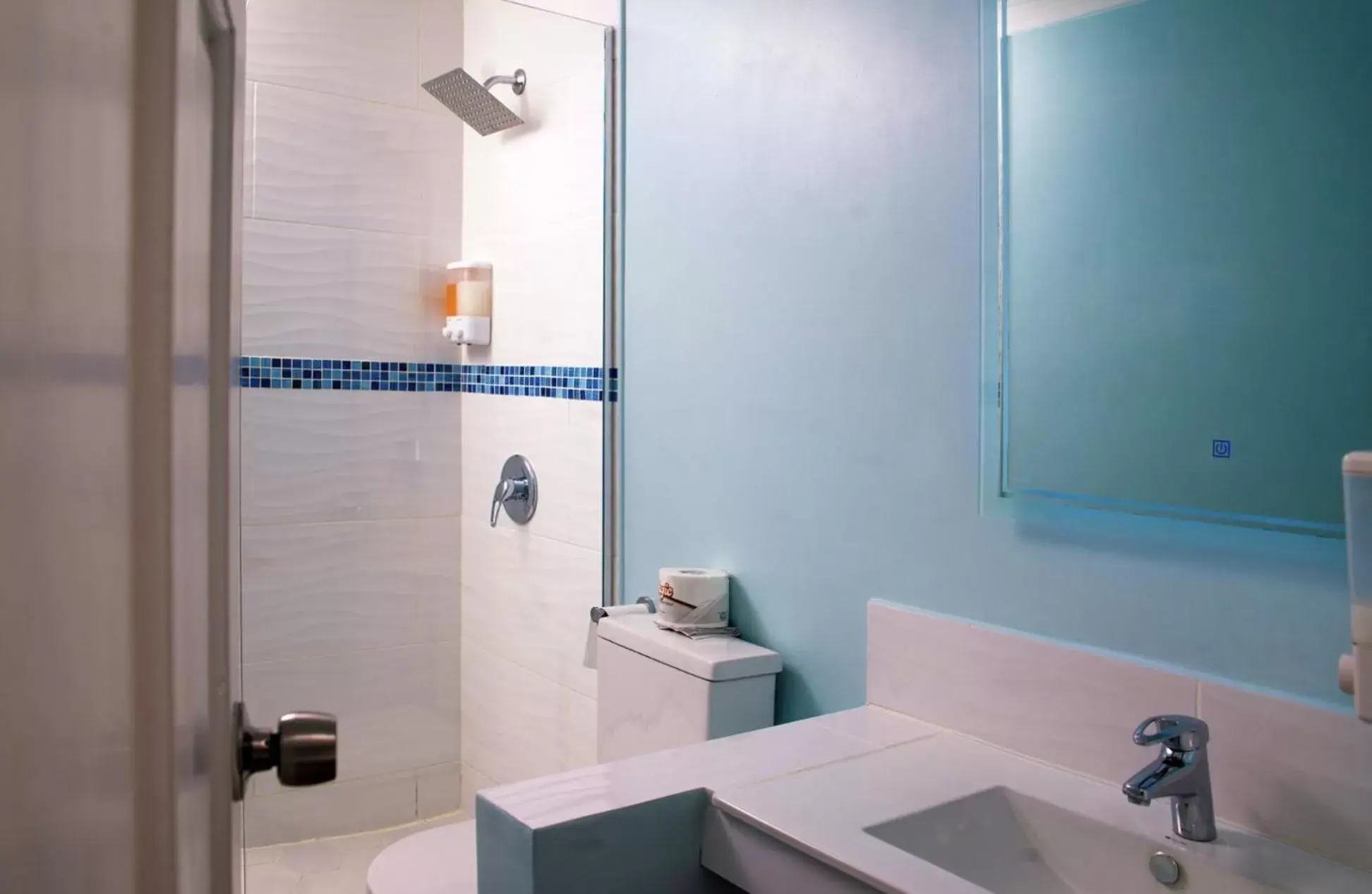 Bathroom in Dover Beach Hotel