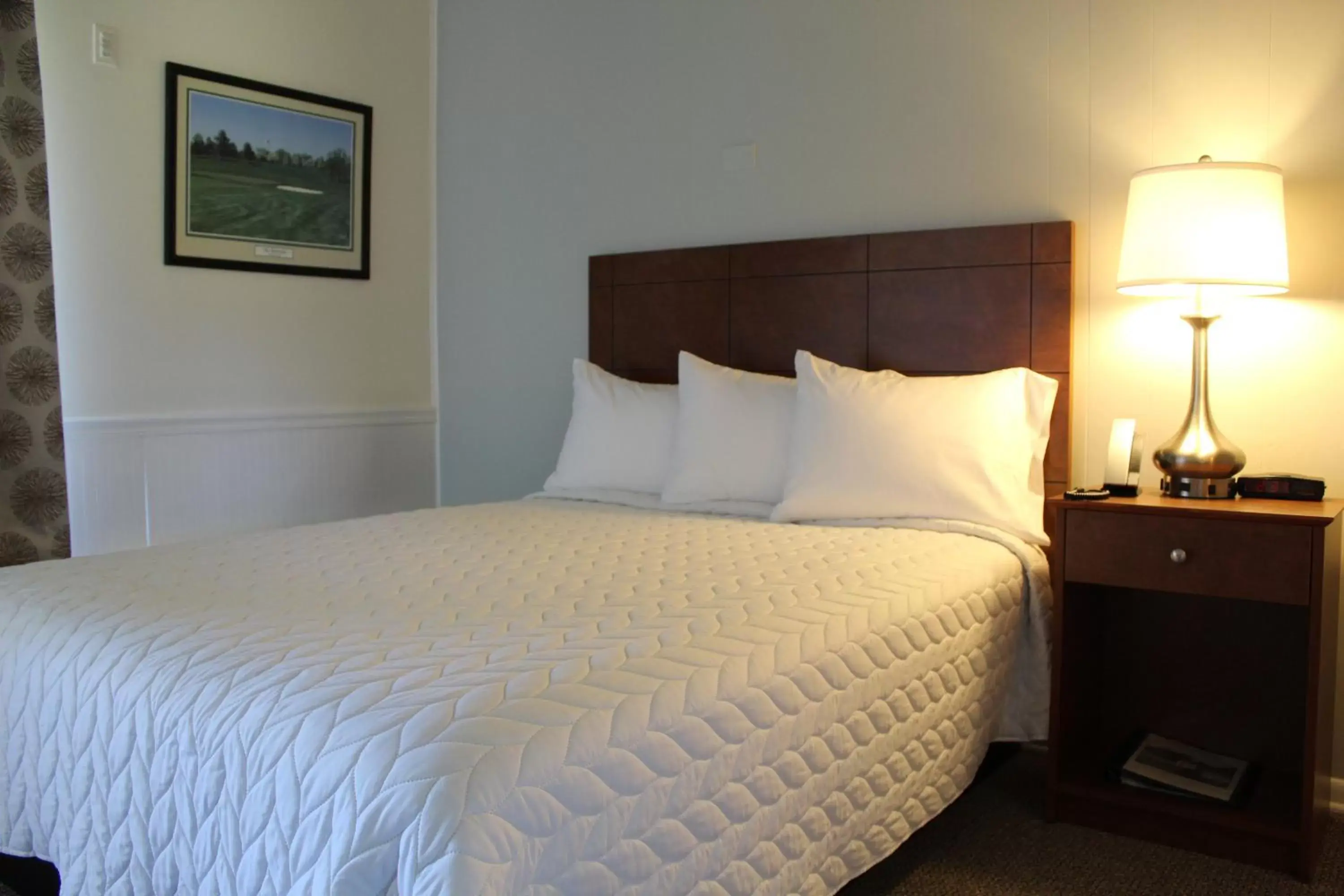 Bedroom, Bed in Shenvalee Golf Resort
