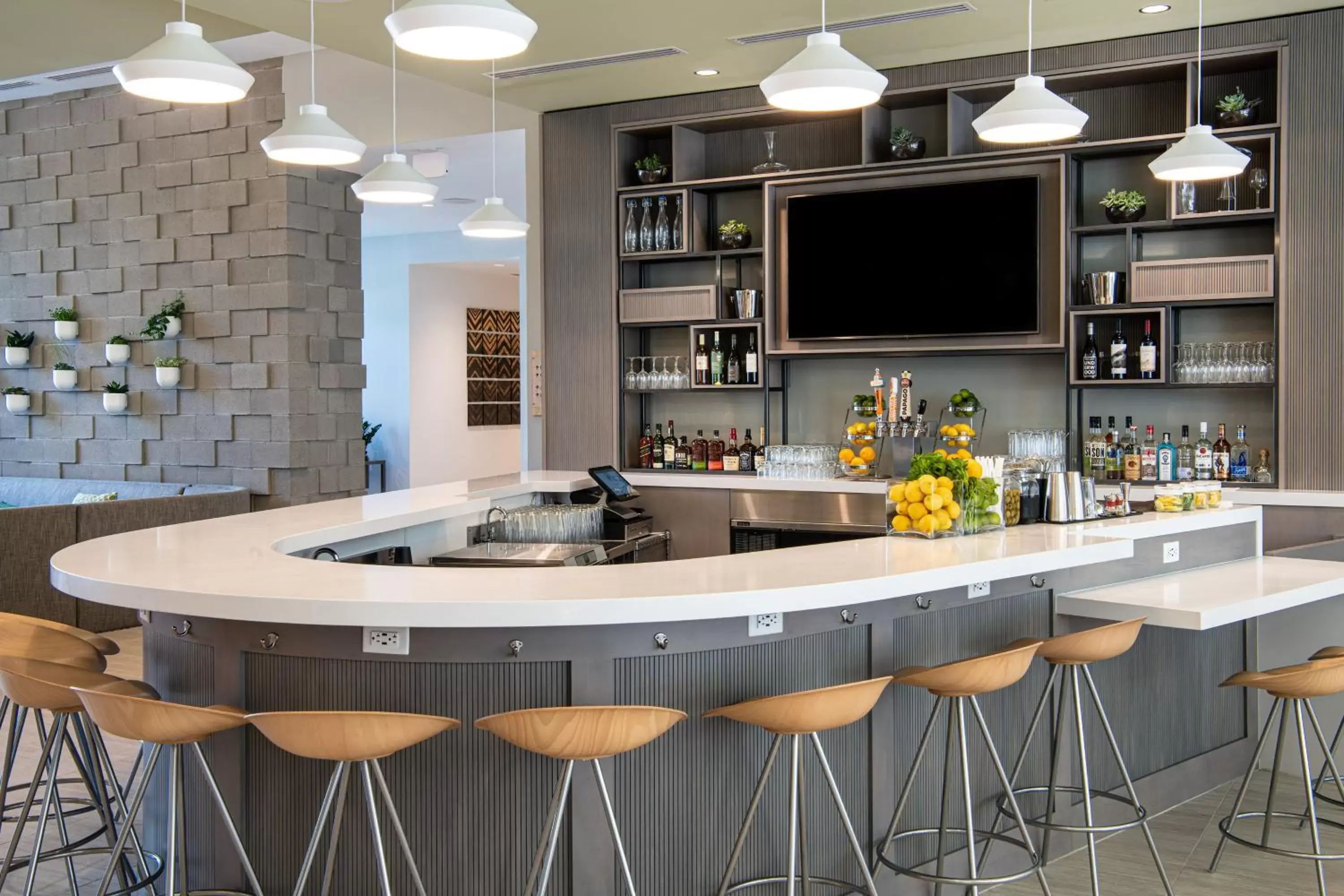 Restaurant/places to eat, Kitchen/Kitchenette in Element Scottsdale at SkySong