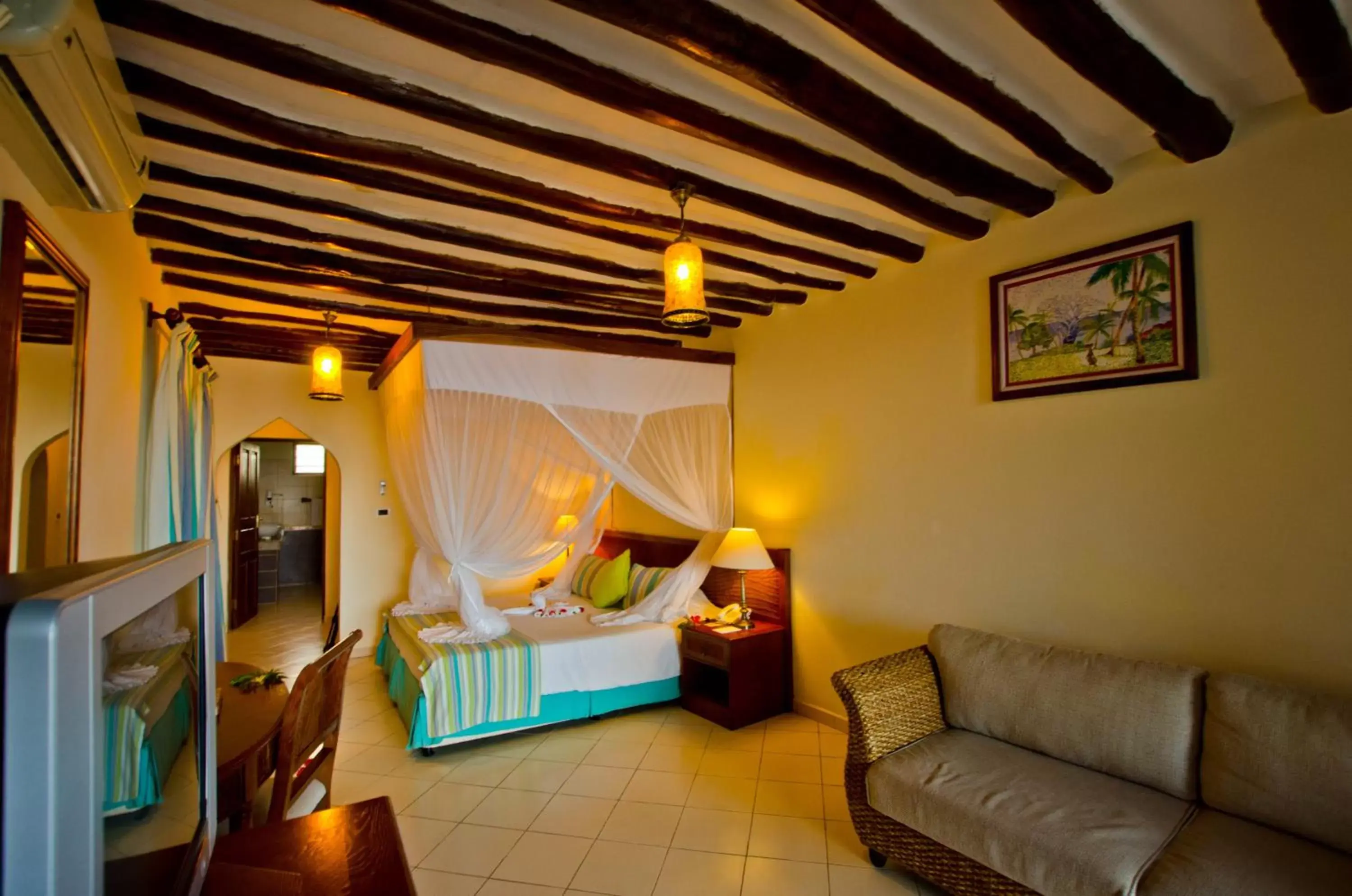 Living room, Bed in Sultan Sands Island Resort