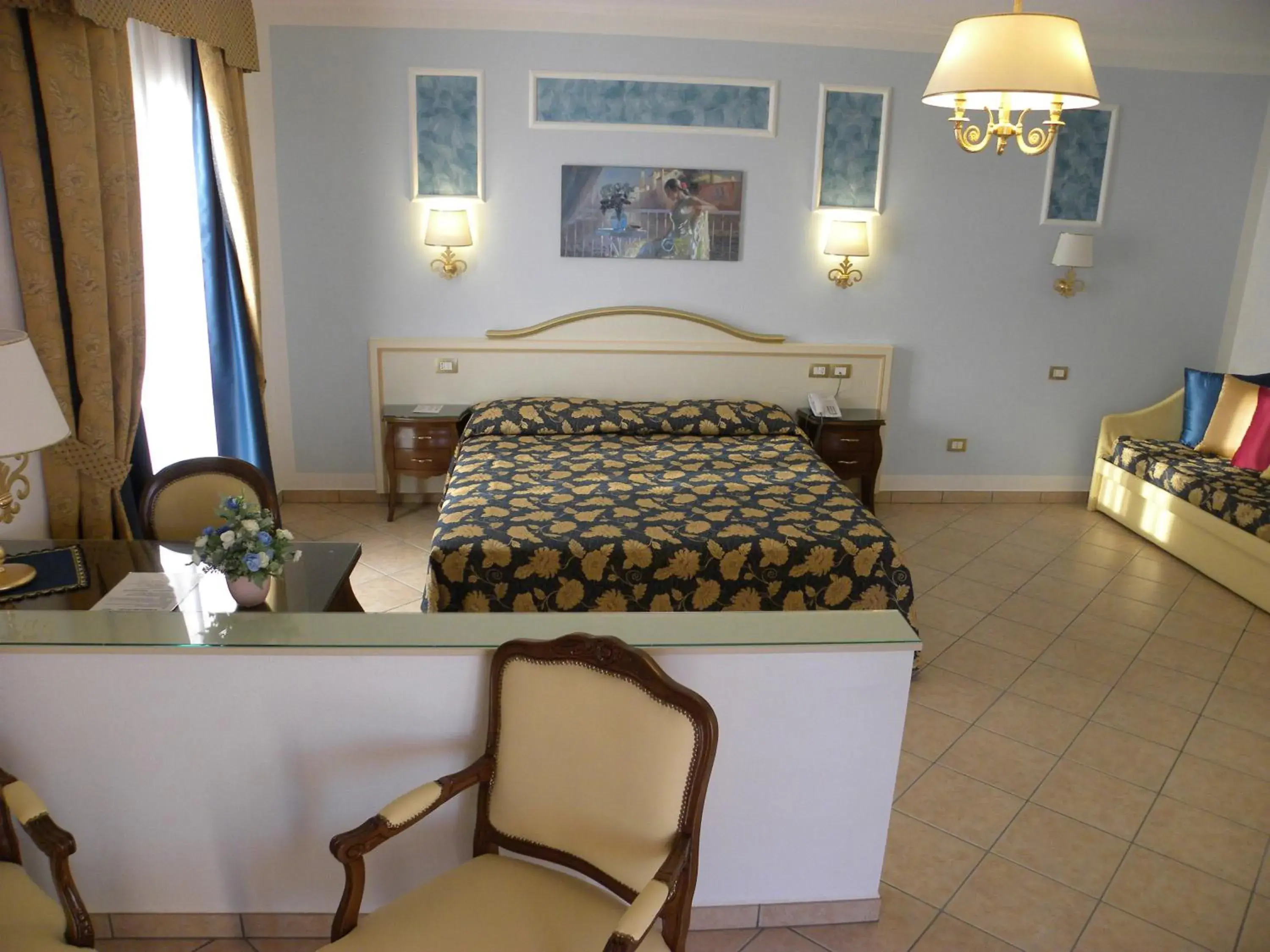 Suite with Terrace in Hotel Ristorante Borgo La Tana