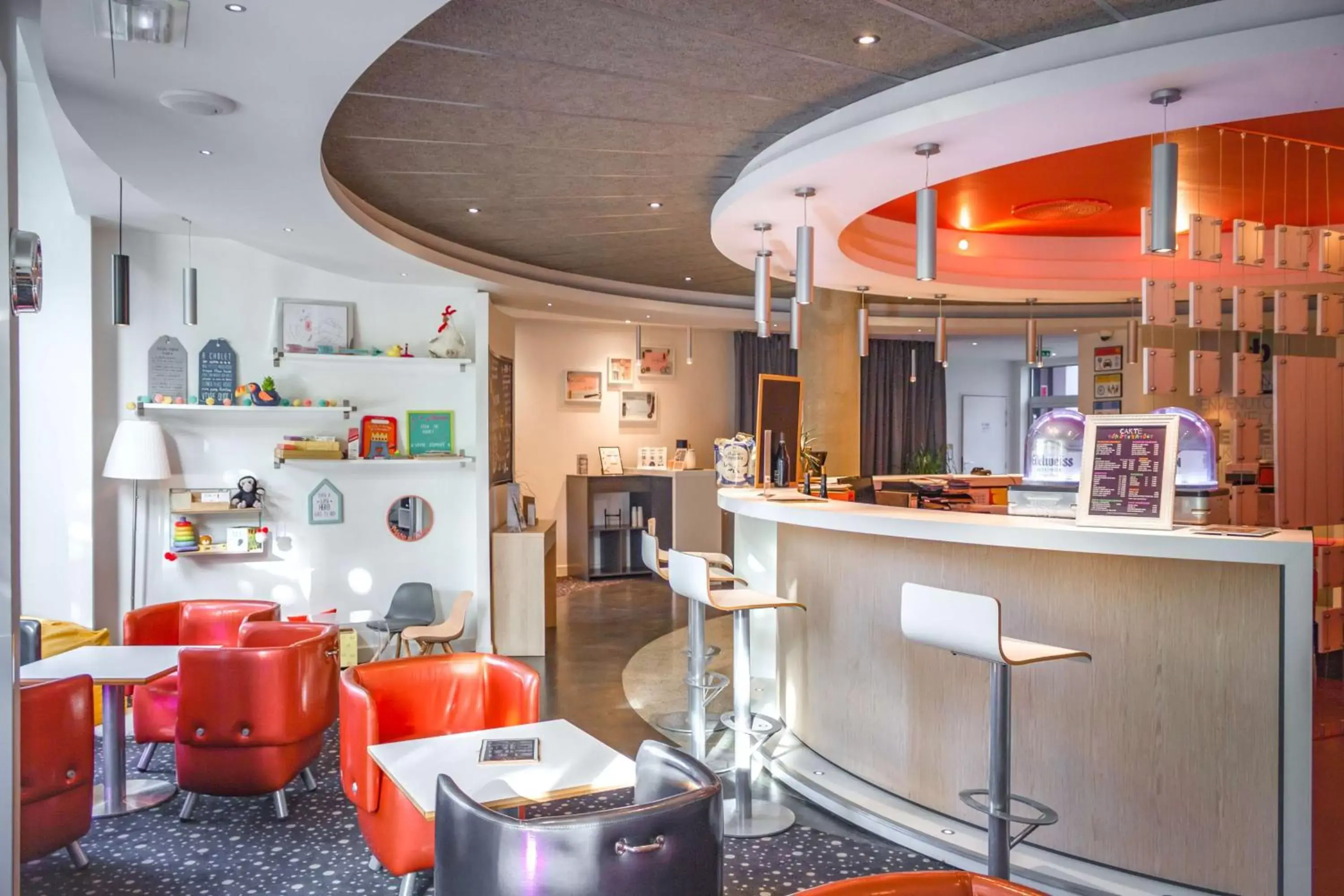 Lounge or bar in Best Western Hotel San Benedetto Lounge or bar in Best Western Hotel San Benedetto