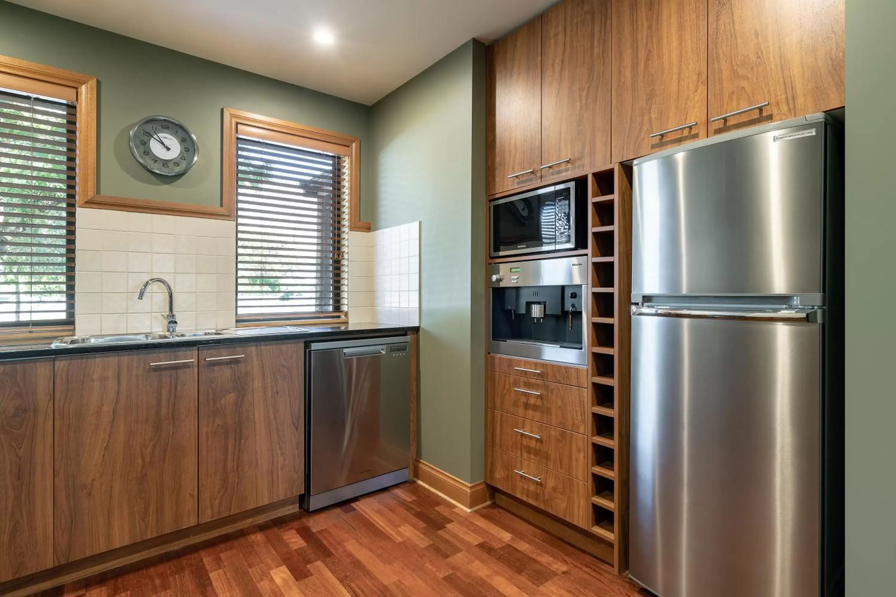 Kitchen/Kitchenette in Wanaka Luxury Apartments