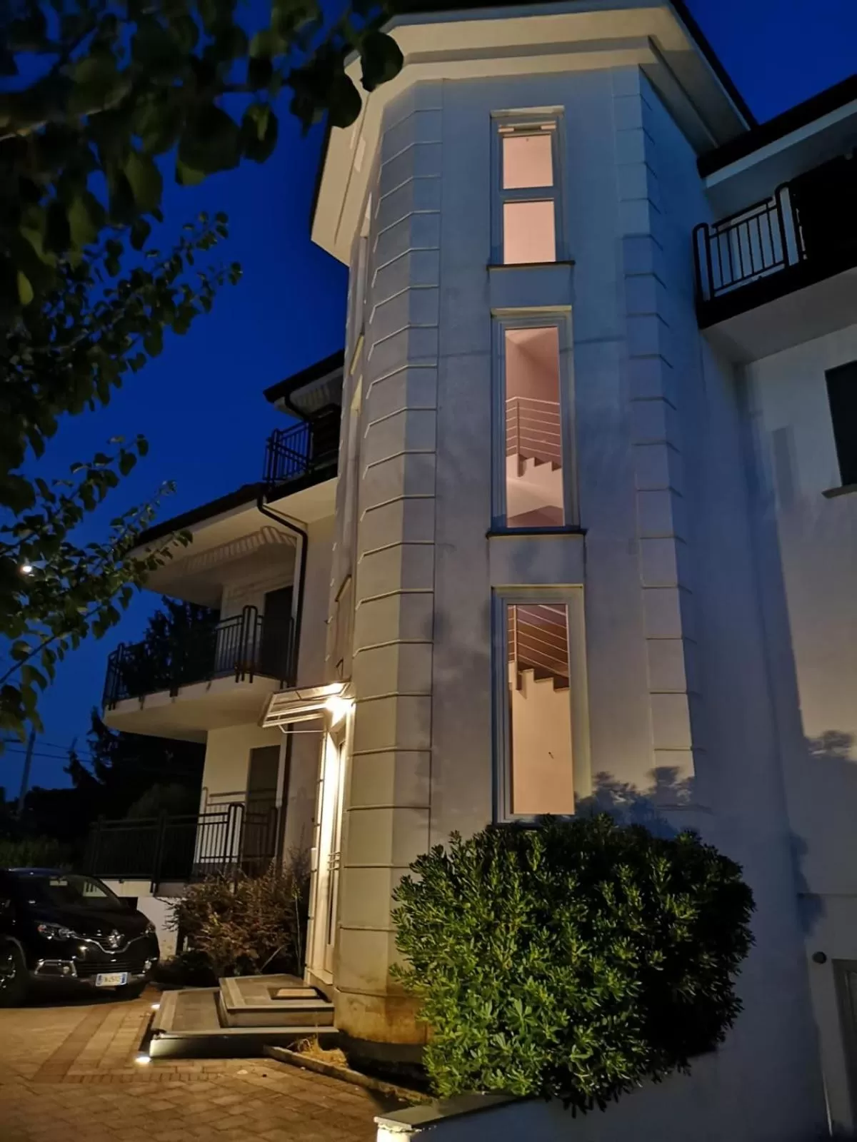 Facade/entrance, Property Building in RAJA ROOMS