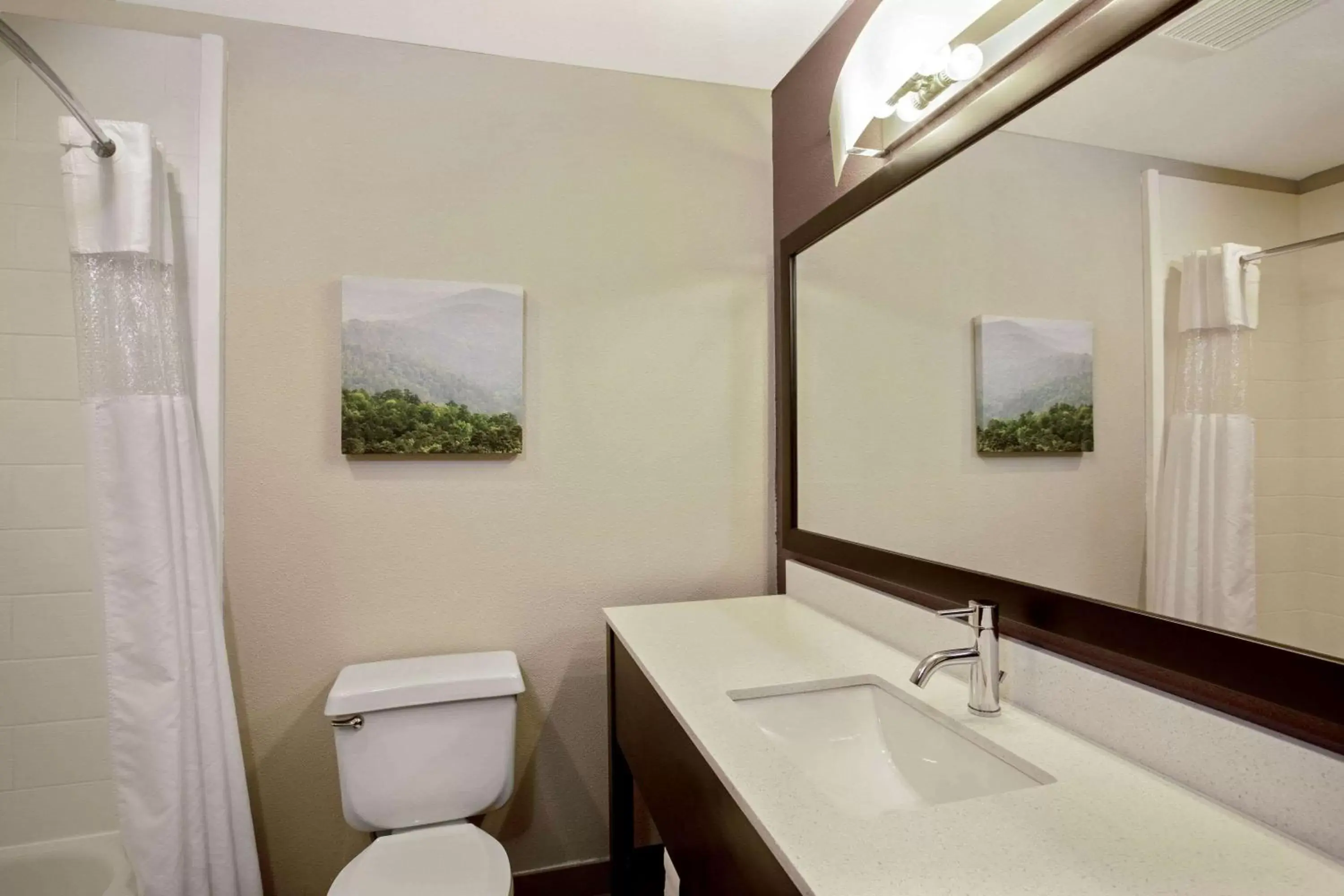 Bathroom in La Quinta by Wyndham Fayetteville