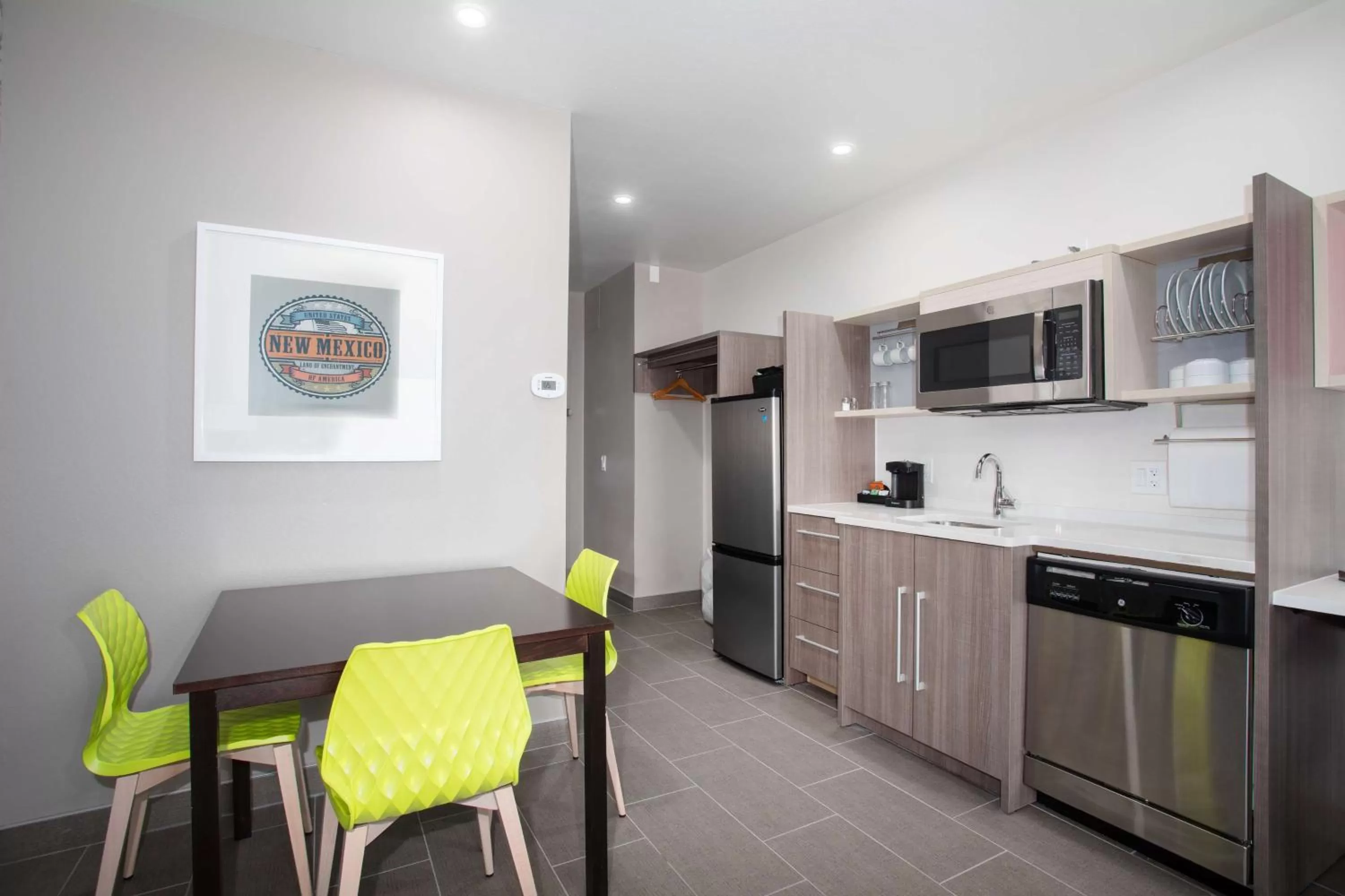 Kitchen or kitchenette in Home2 Suites by Hilton Roswell, NM