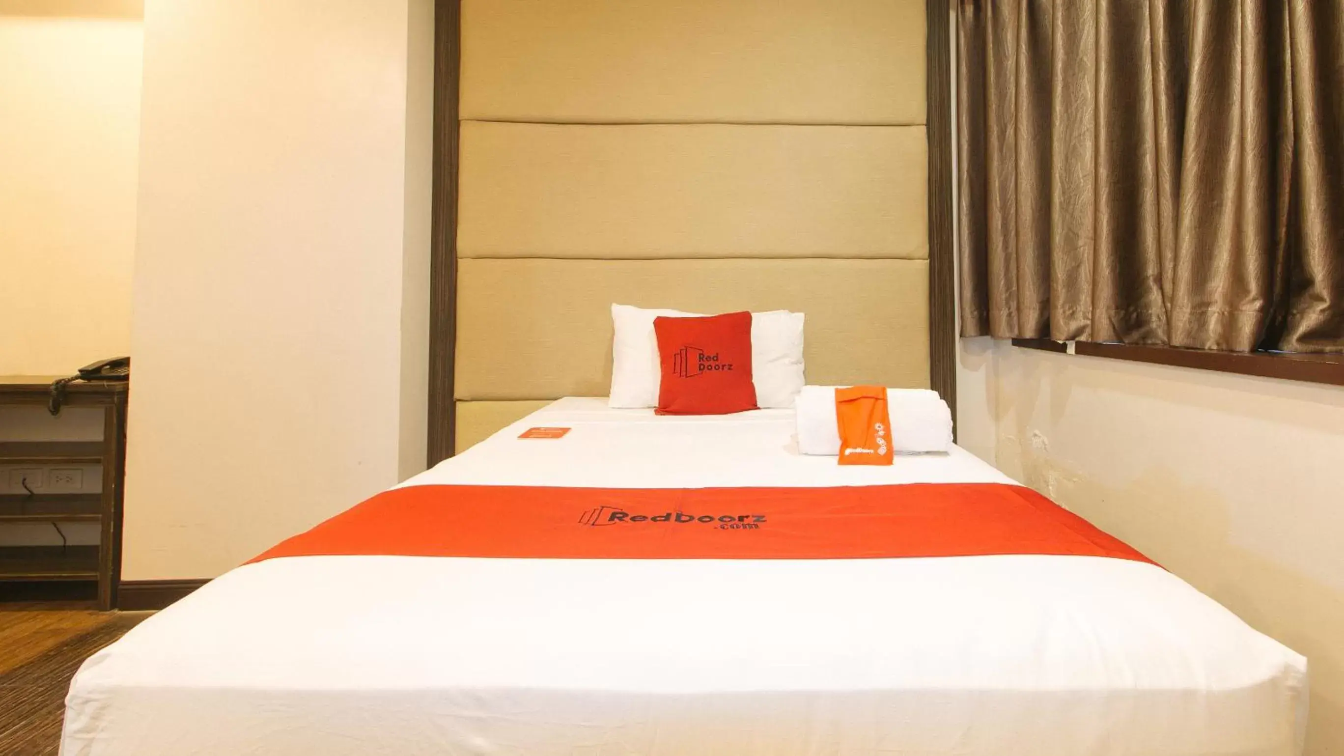 Bedroom, Bed in RedDoorz Premium @ West Avenue Quezon City