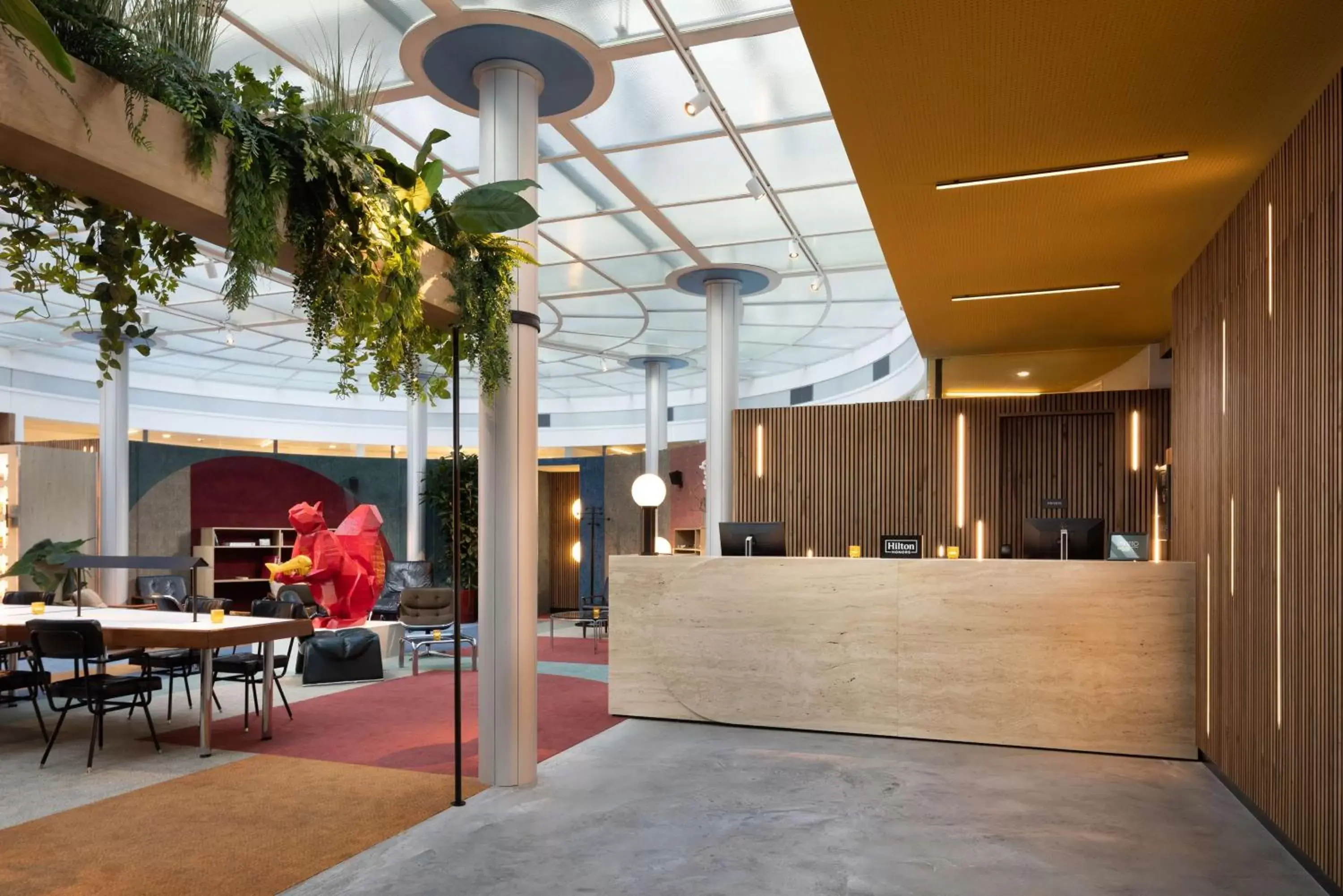 Lobby or reception in Motto By Hilton Rotterdam Blaak