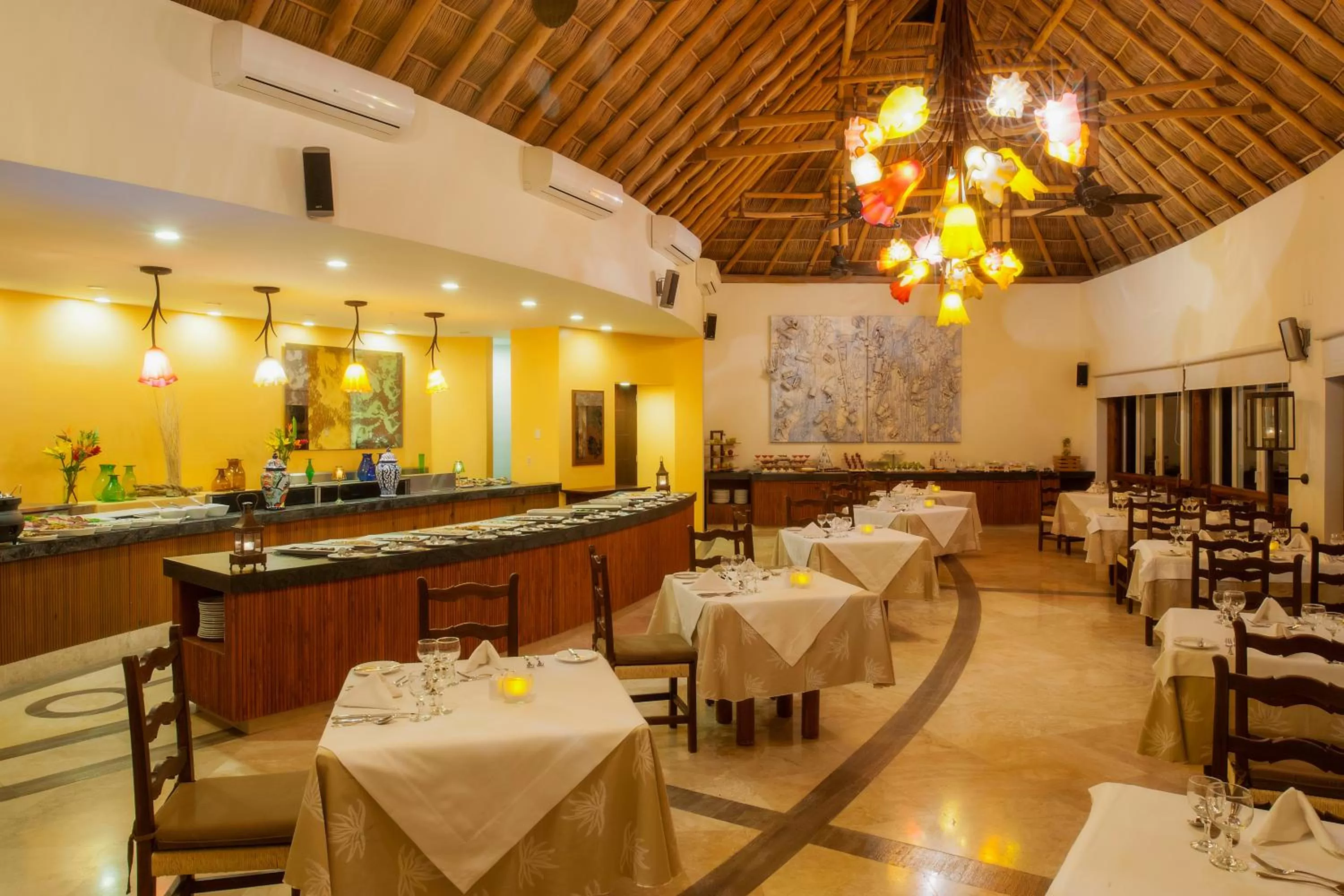 Restaurant/places to eat in Grand Matlali Suites & Villas Riviera Nayarit