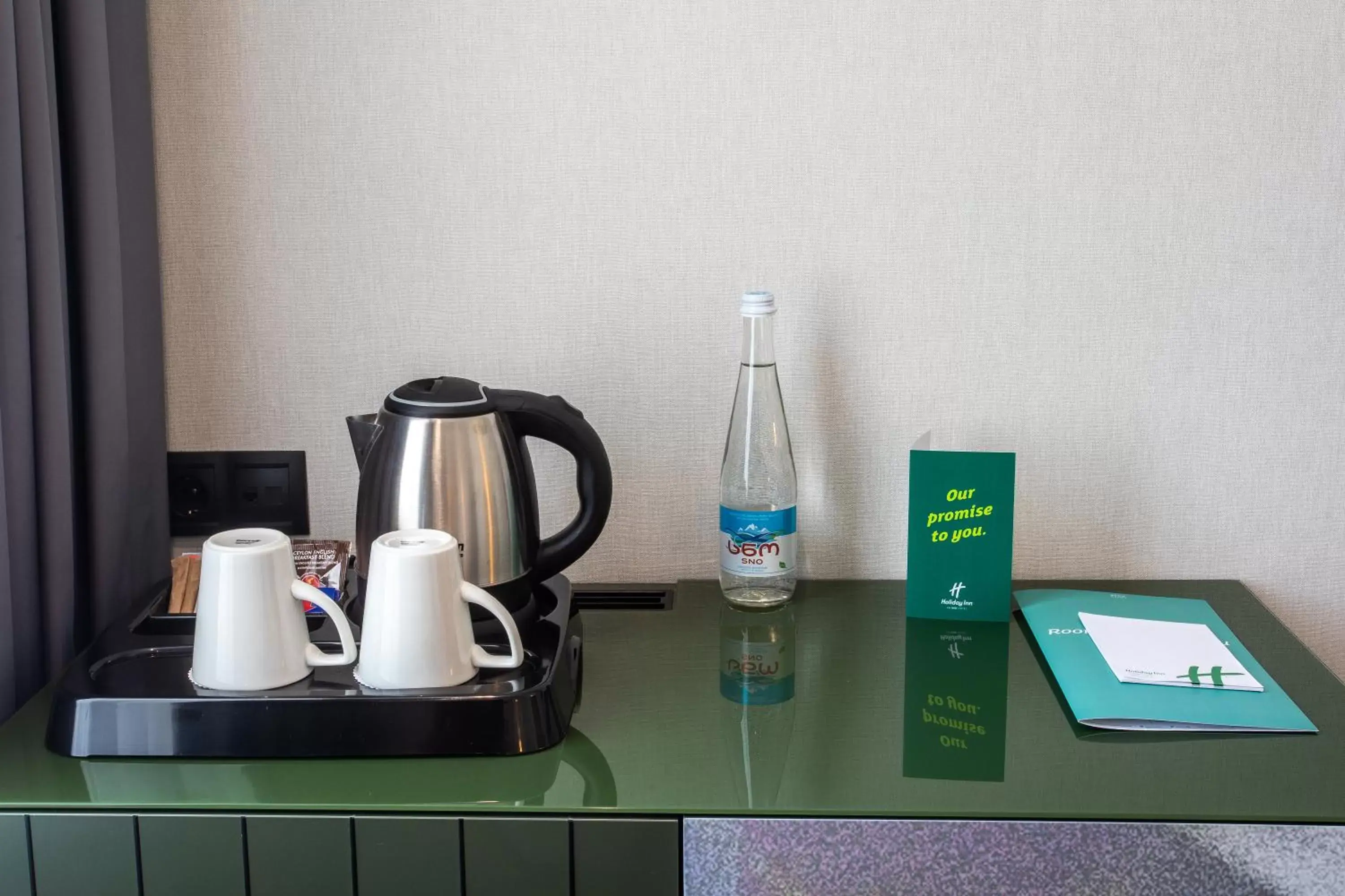 Coffee/tea facilities in Holiday Inn Telavi, an IHG Hotel