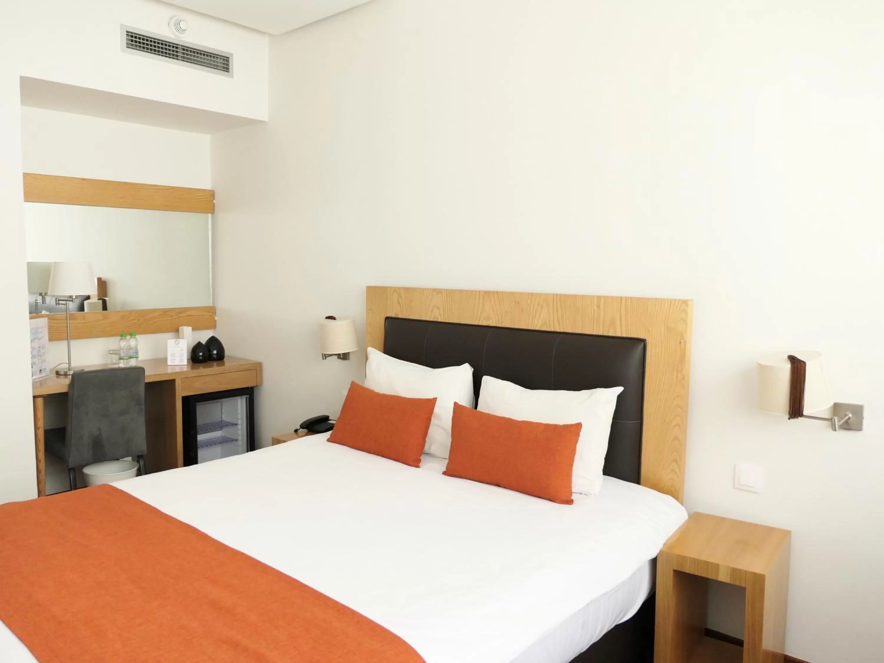 Bed in Le Pietri Urban Hotel