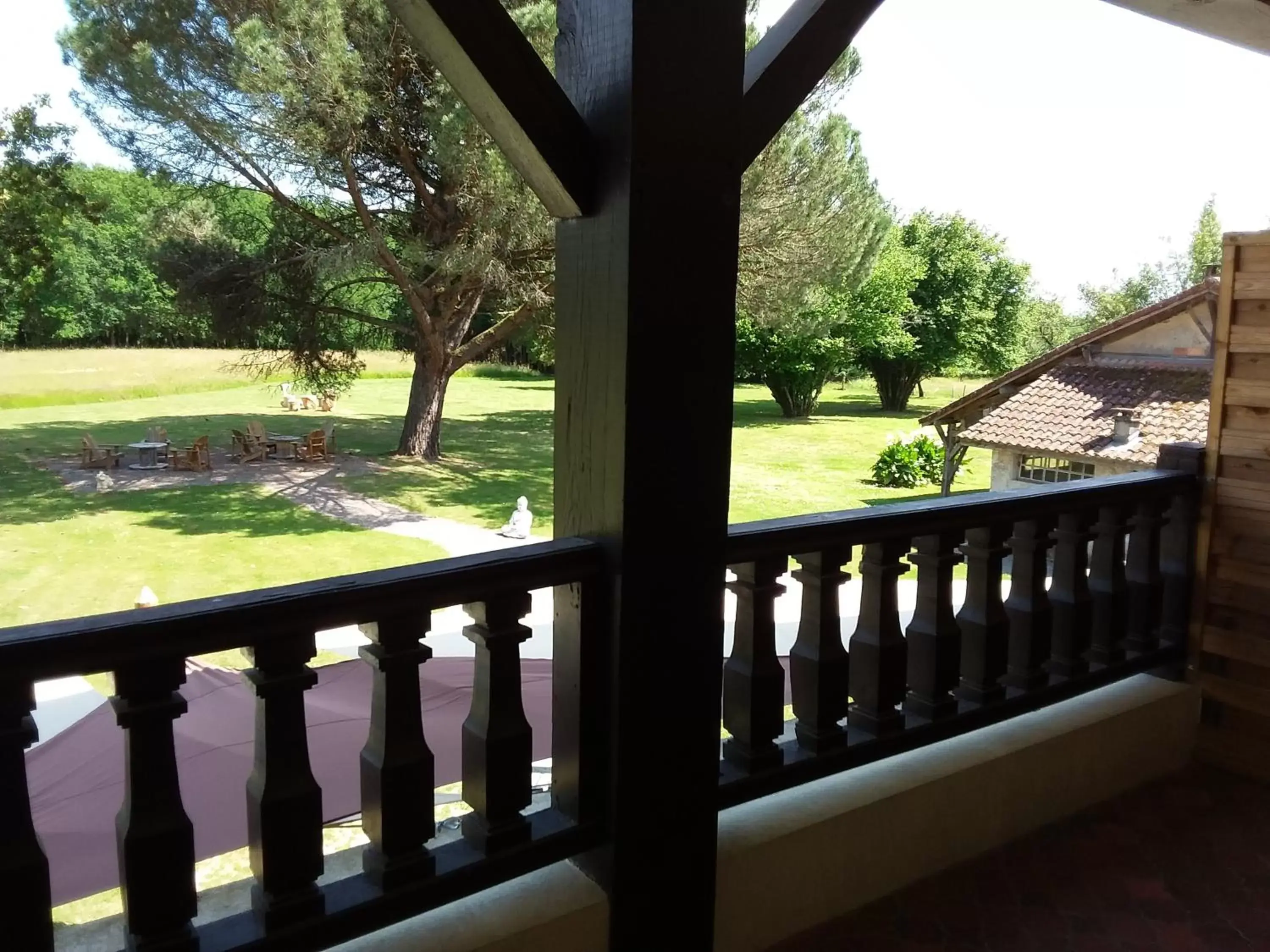 Balcony/Terrace in maison d'hôtes labastide