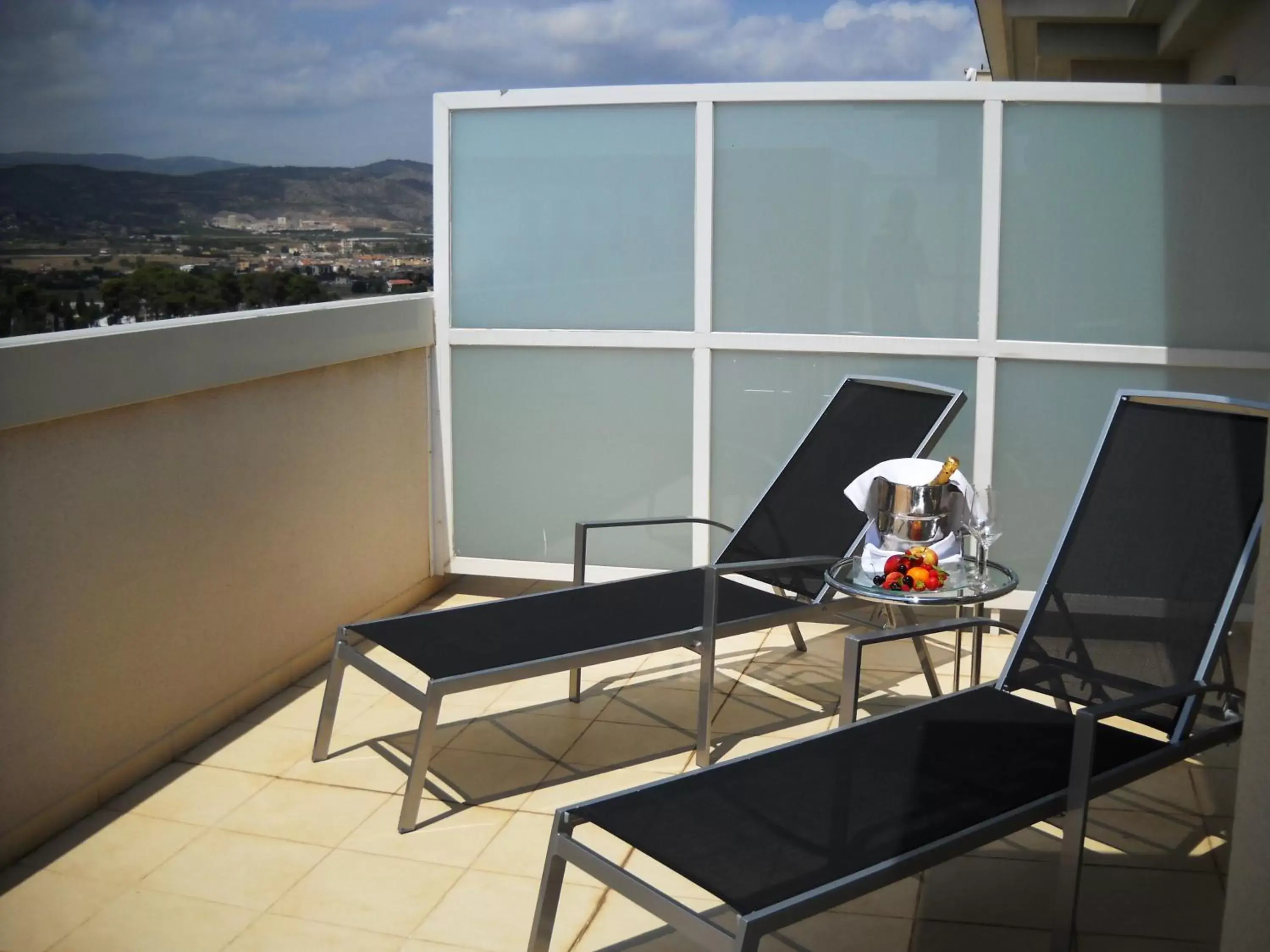 View (from property/room), Balcony/Terrace in Civis Luz Castellón 4*S