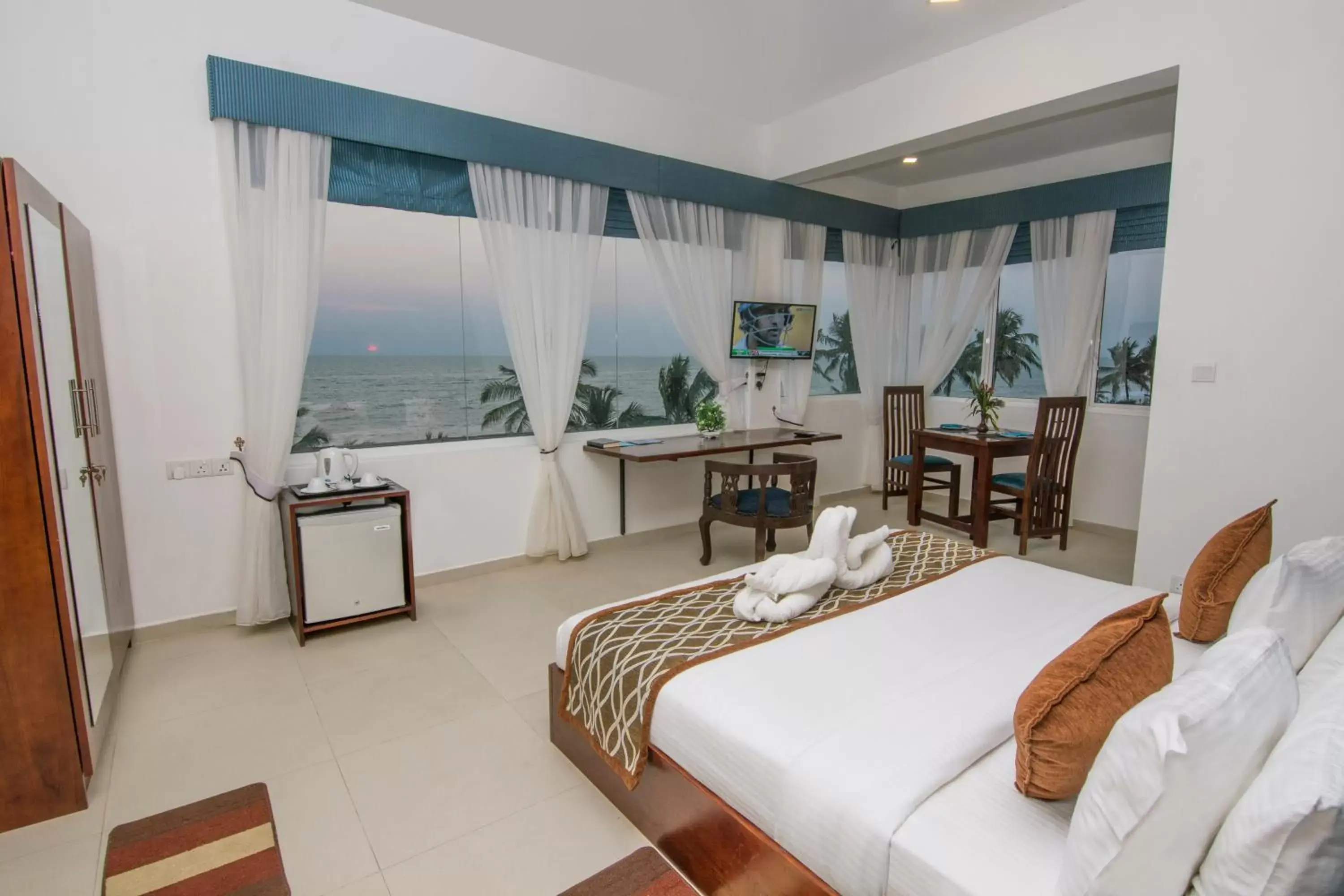 Super Deluxe room with Direct Sea view in Mount Breeze Hotel Super Deluxe room with Direct Sea view in Mount Breeze Hotel