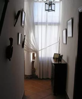 Decorative detail in El Perro de Paterna