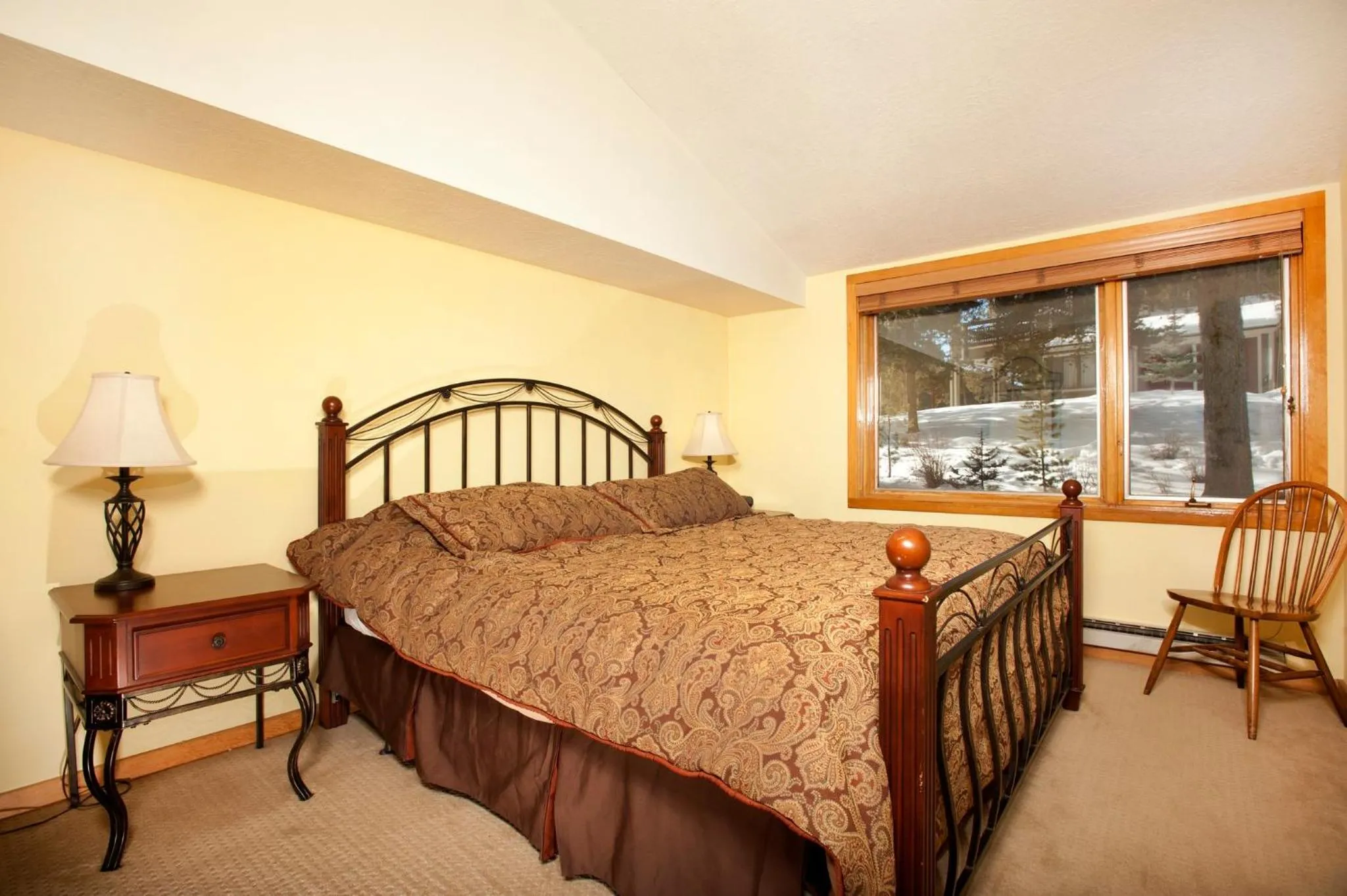 Photo of the whole room, Bed in Evergreen Condominiums by Keystone Resort