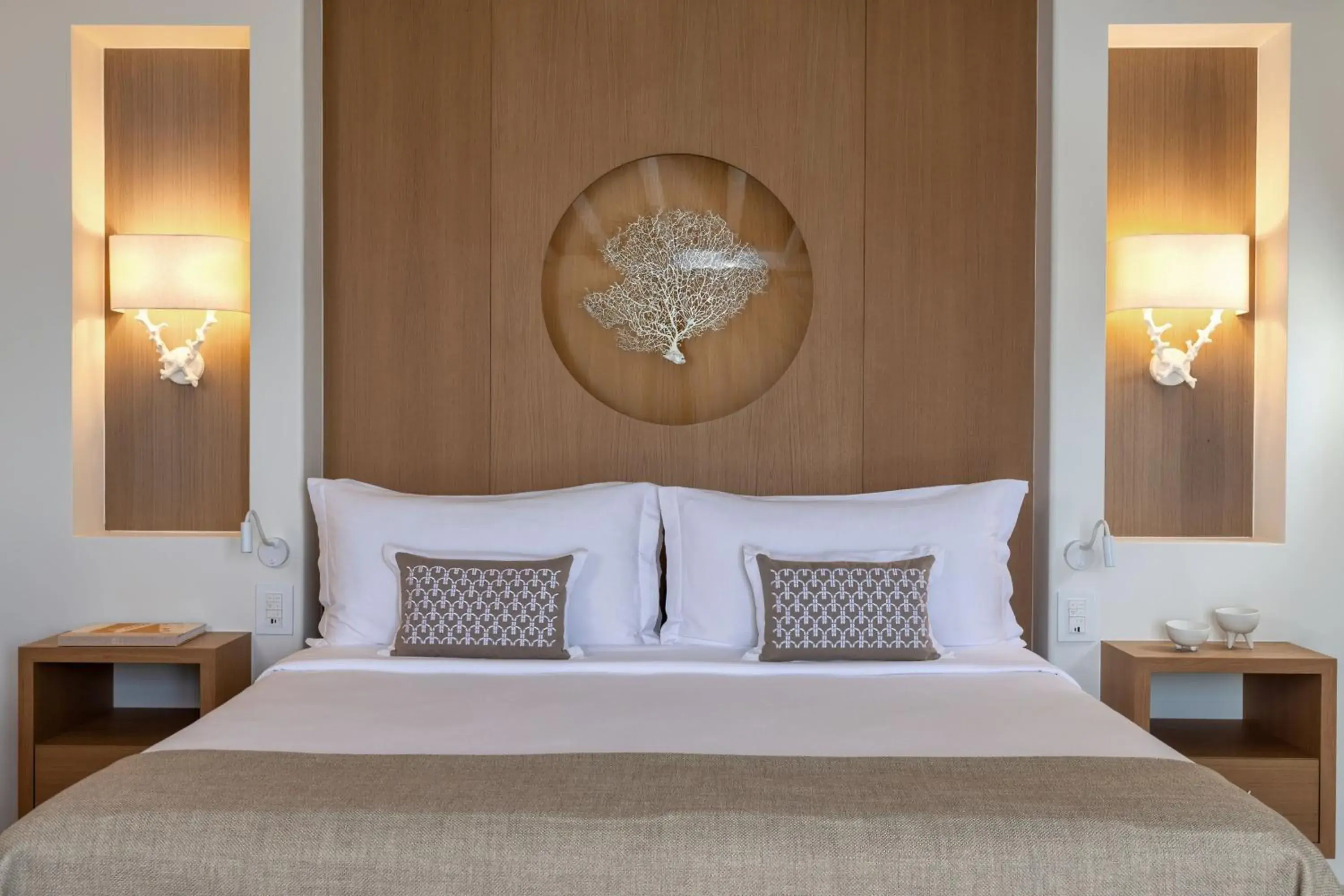 Bedroom, Bed in Santa Marina, a Luxury Collection Resort, Mykonos