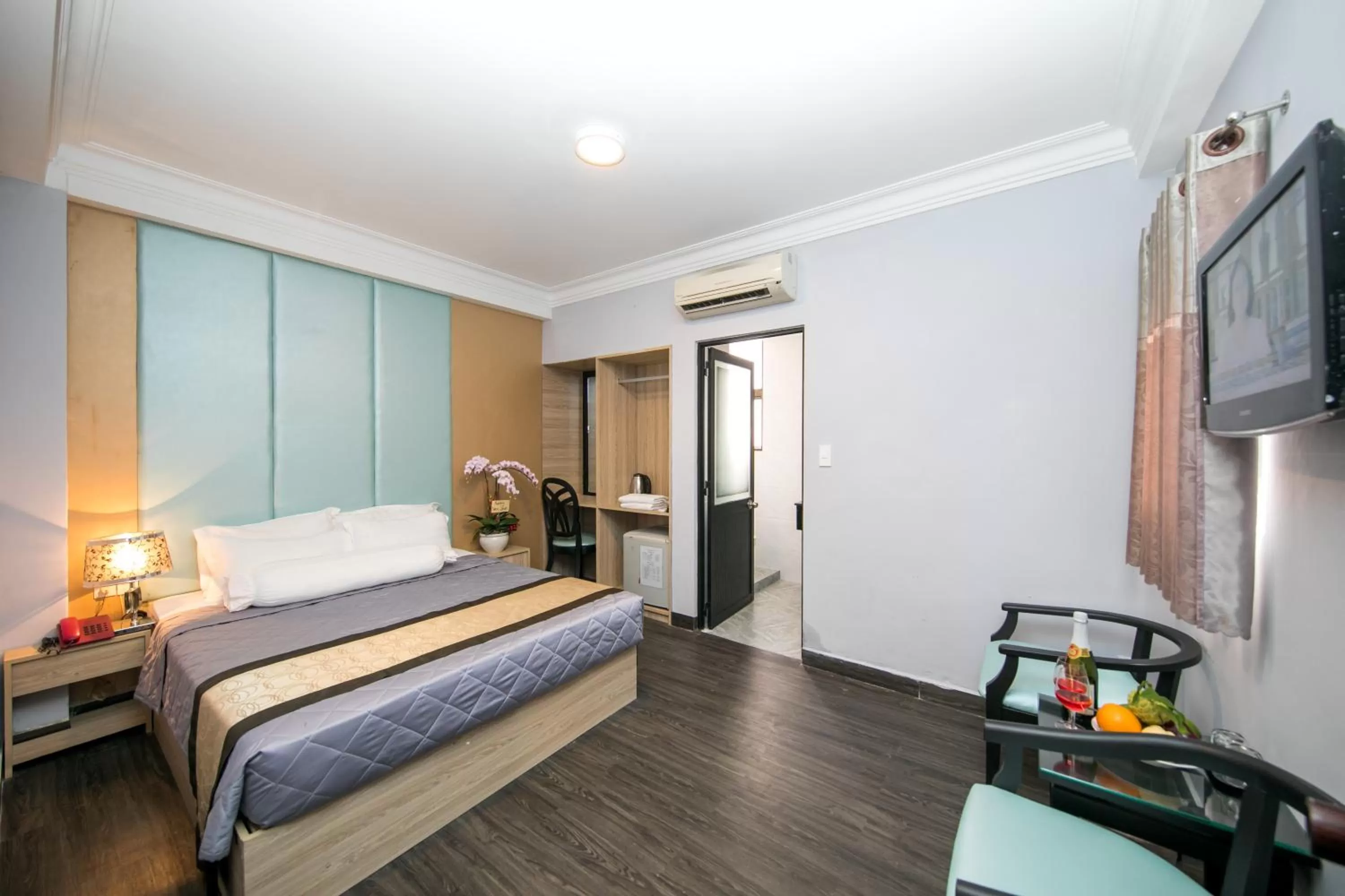 Pets, Bed in Nouveau Happy Inn - Bến Thành