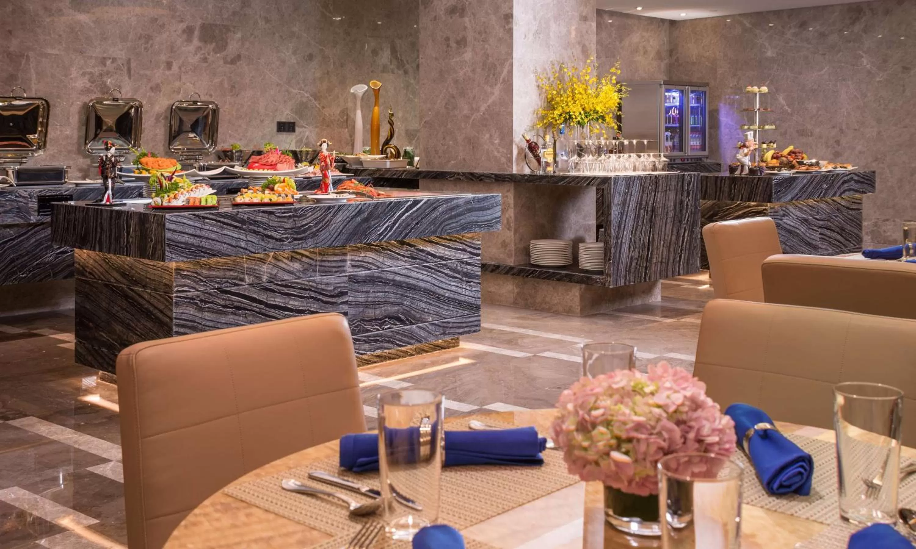 Dining area in Hilton Urumqi