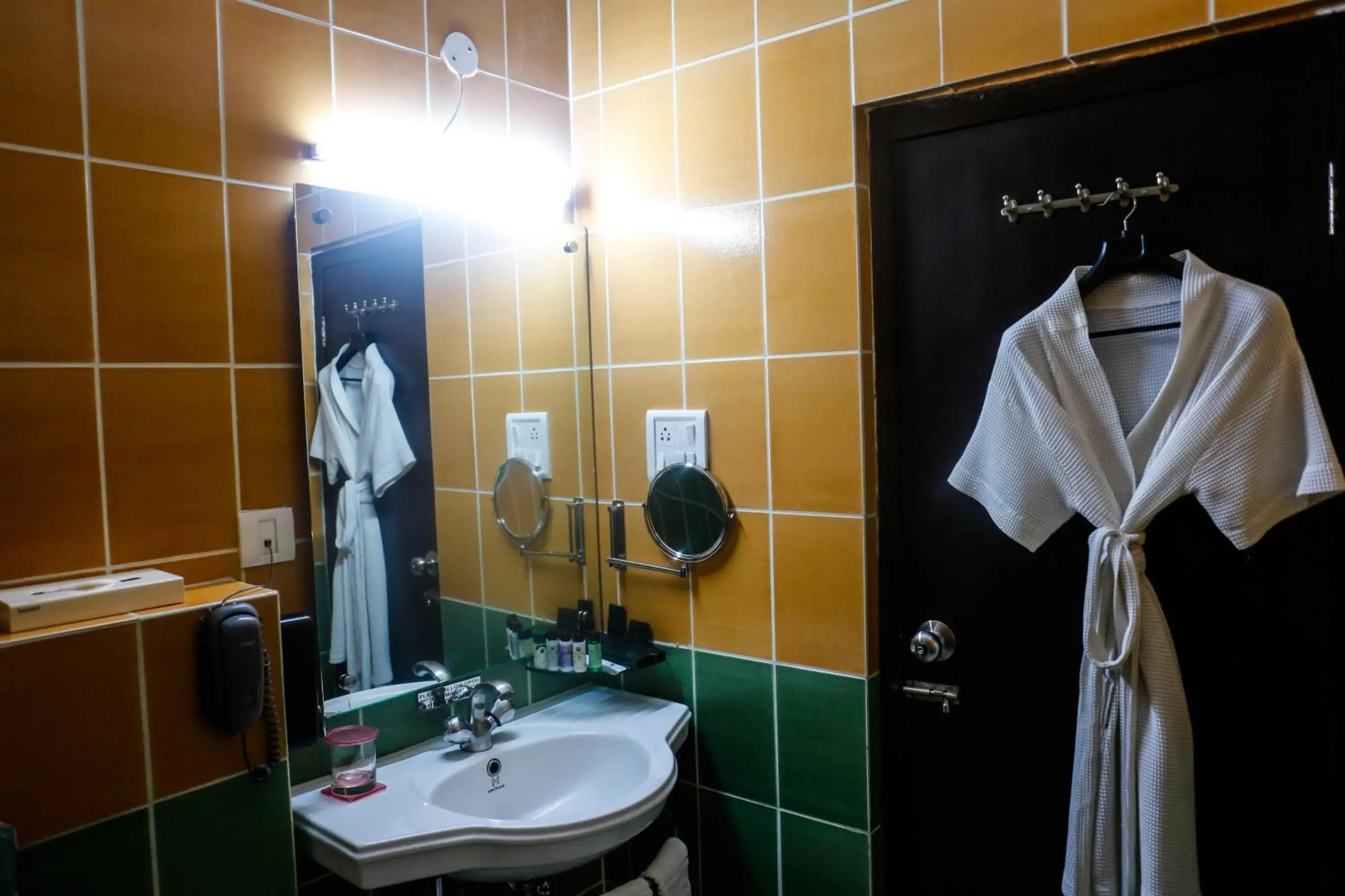 Shower, Bathroom in Capitol Residency