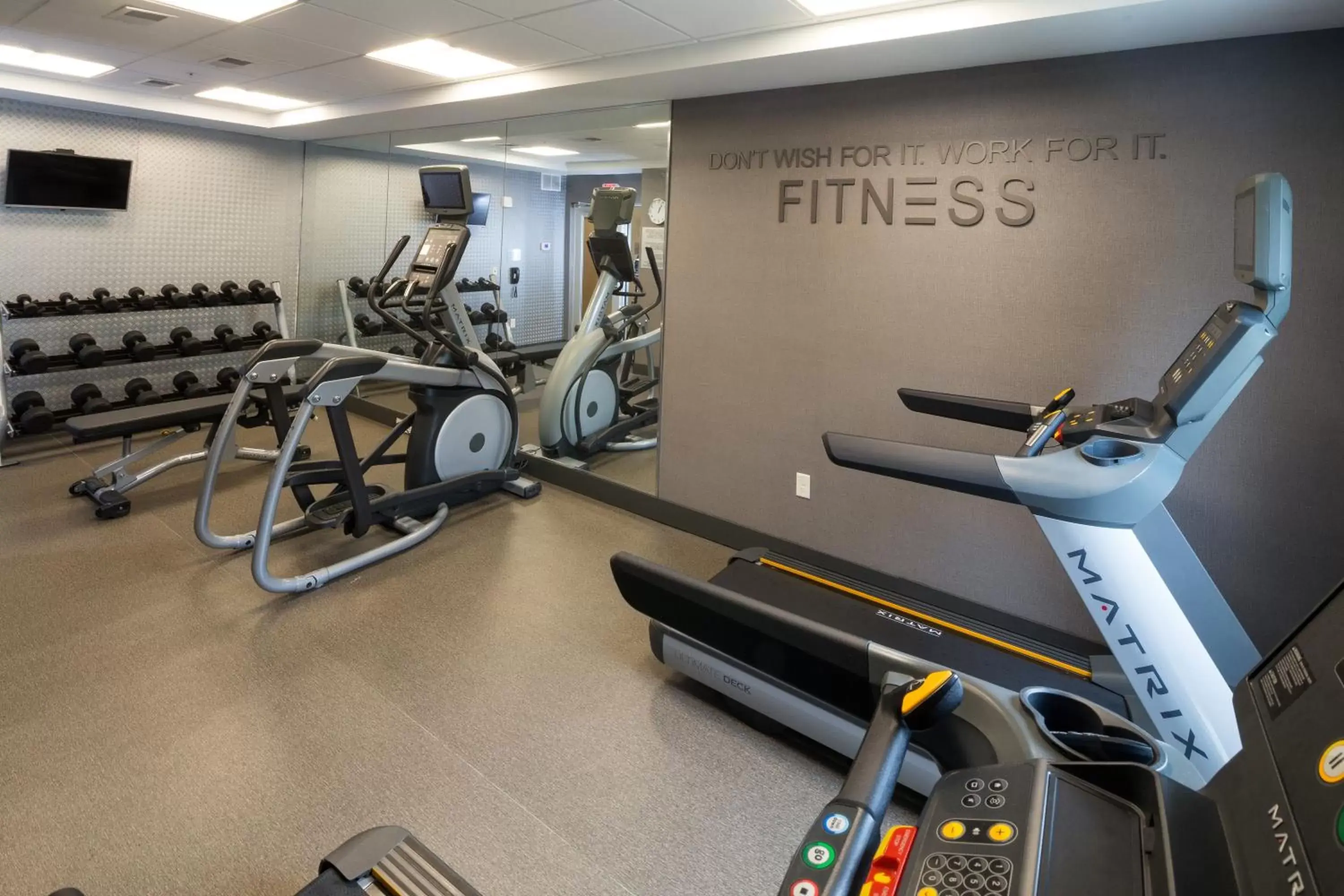 Fitness centre/facilities, Fitness Center/Facilities in Fairfield Inn & Suites by Marriott Detroit Chesterfield