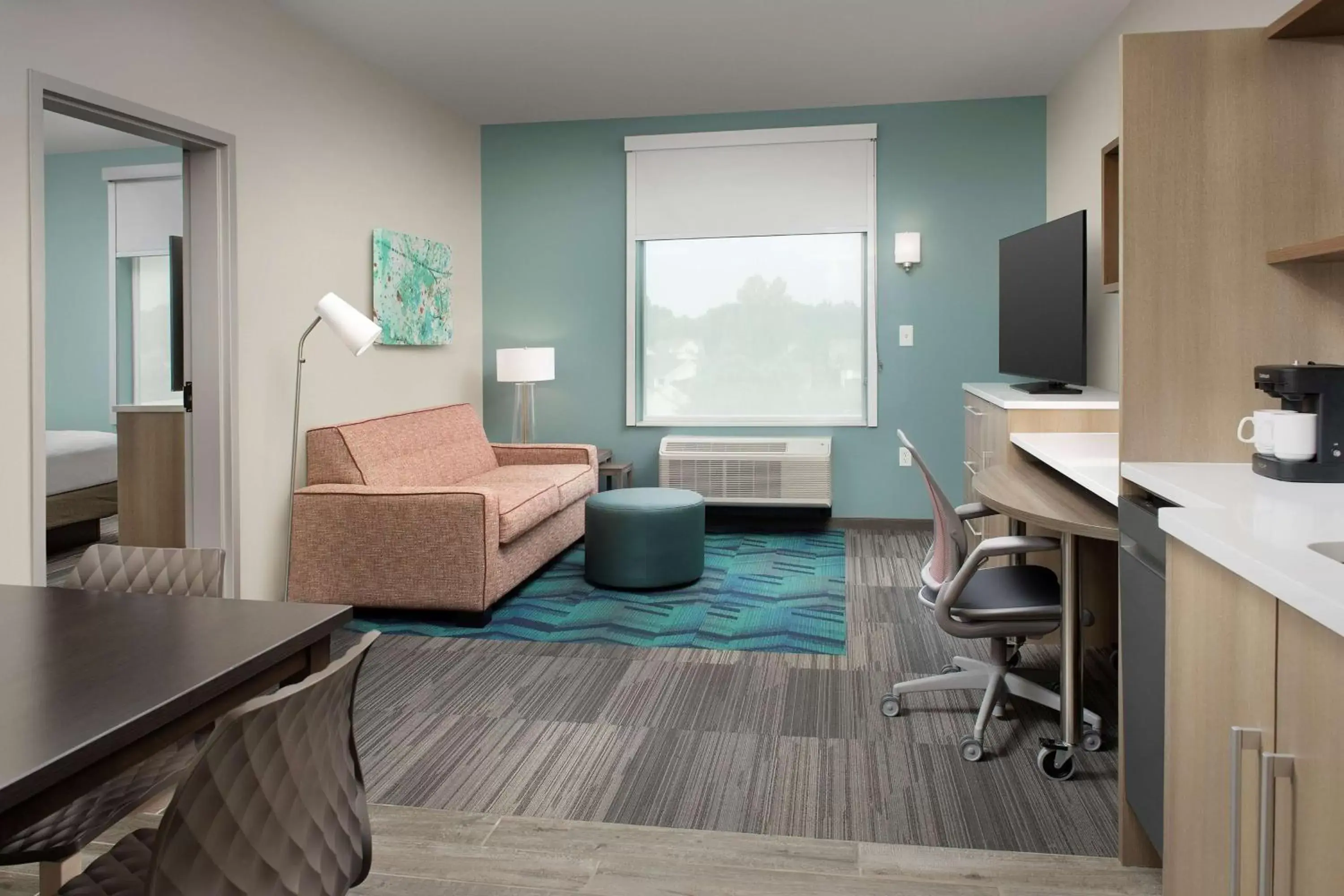 Bedroom, Seating Area in Home2 Suites By Hilton Columbus Polaris