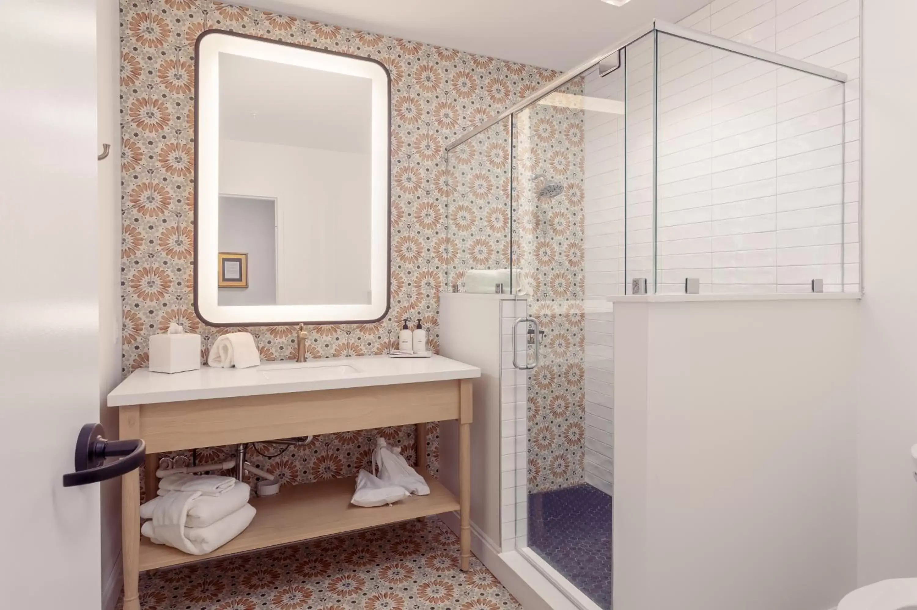 Lily Hall-A Boutique Hotel Lily Hall-A Boutique Hotel