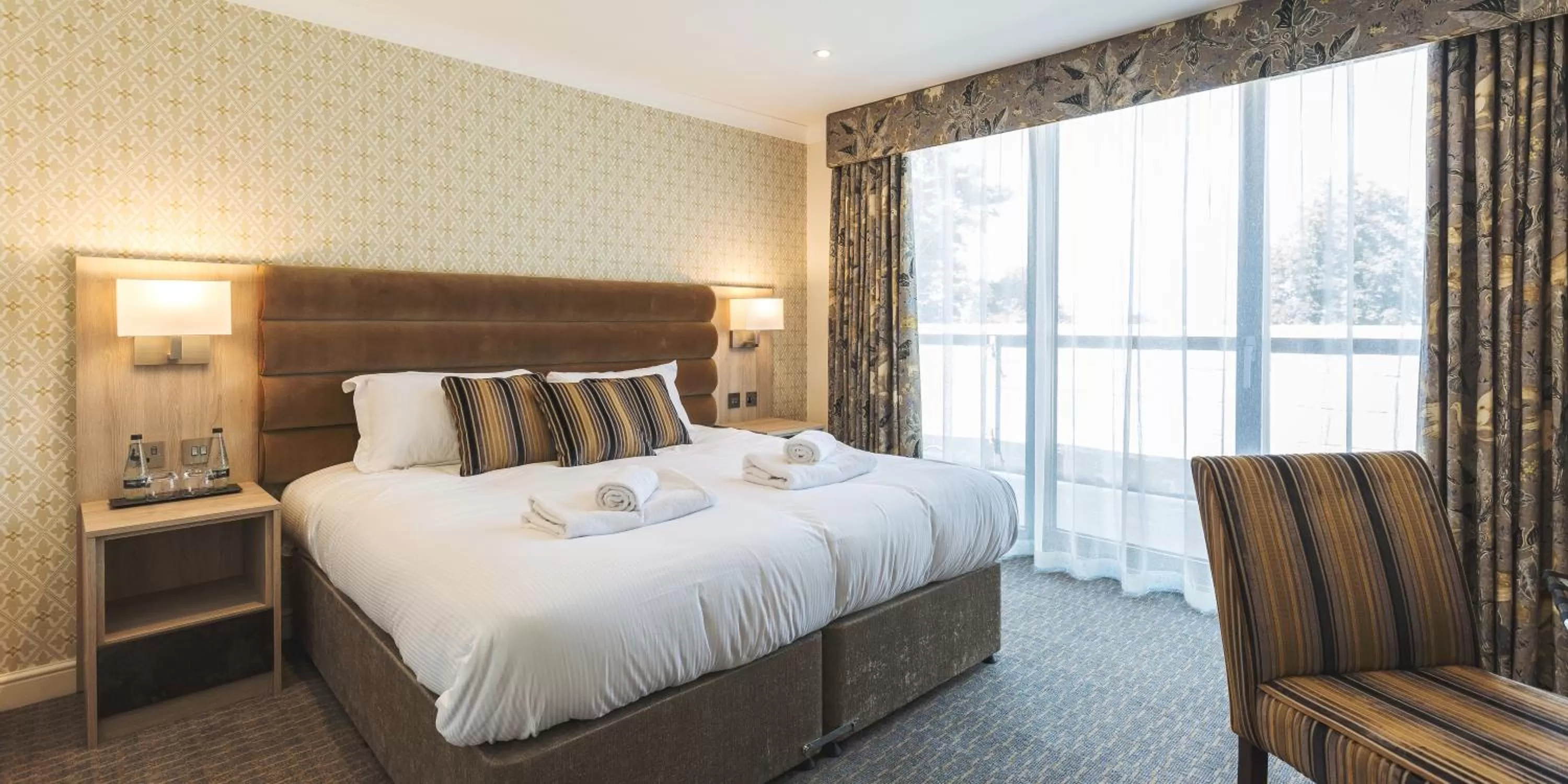 Balcony/Terrace, Bed in The Nottinghamshire Hotel & Golf Club