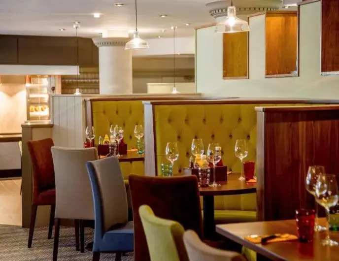 Restaurant/Places to Eat in Cedar Court Hotel Huddersfield