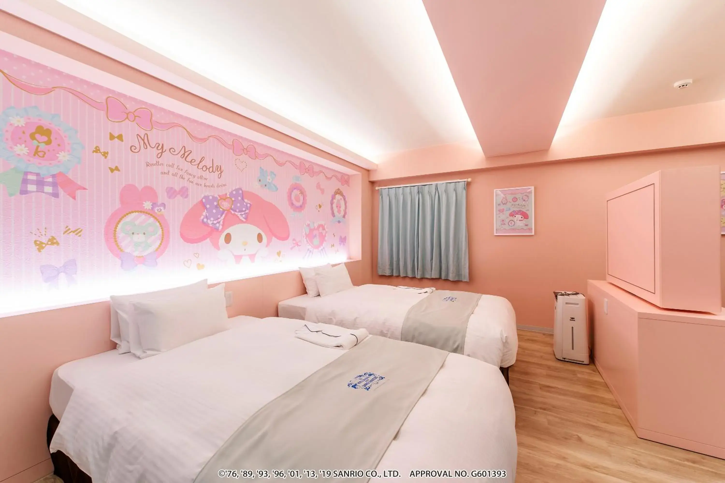 Bed in Hotel Okinawa With Sanrio Characters