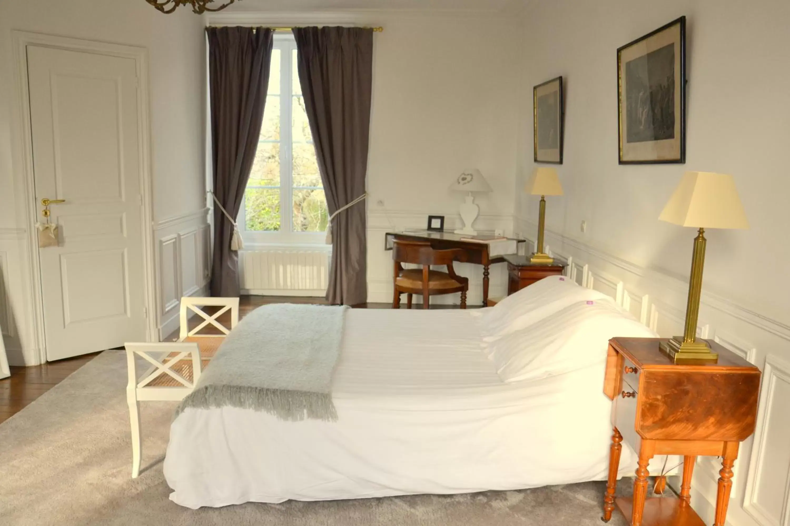 Bedroom, Bed in Clos de Bellefontaine B&B