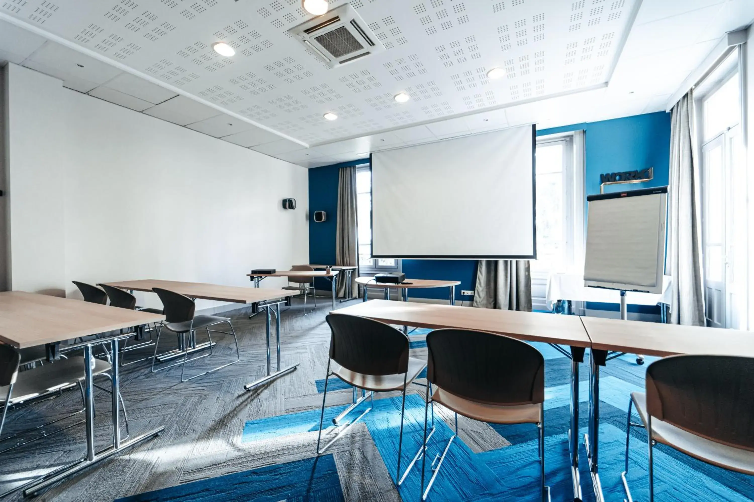 Meeting/conference room in Park & Suites Elegance Lyon - Cite Internationale