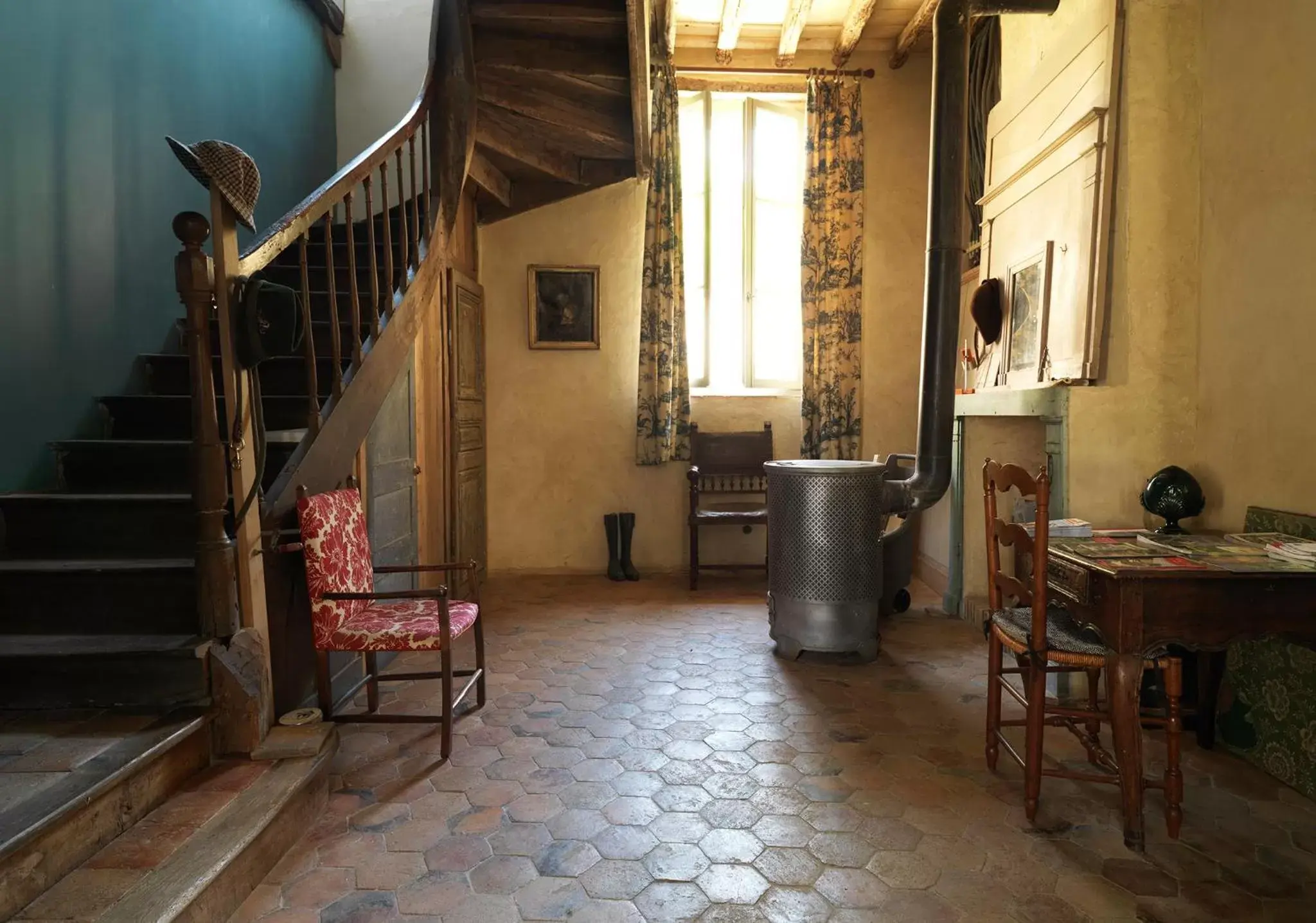 Lobby or reception in La maison Jeanne d'Arc Lobby or reception in La maison Jeanne d'Arc