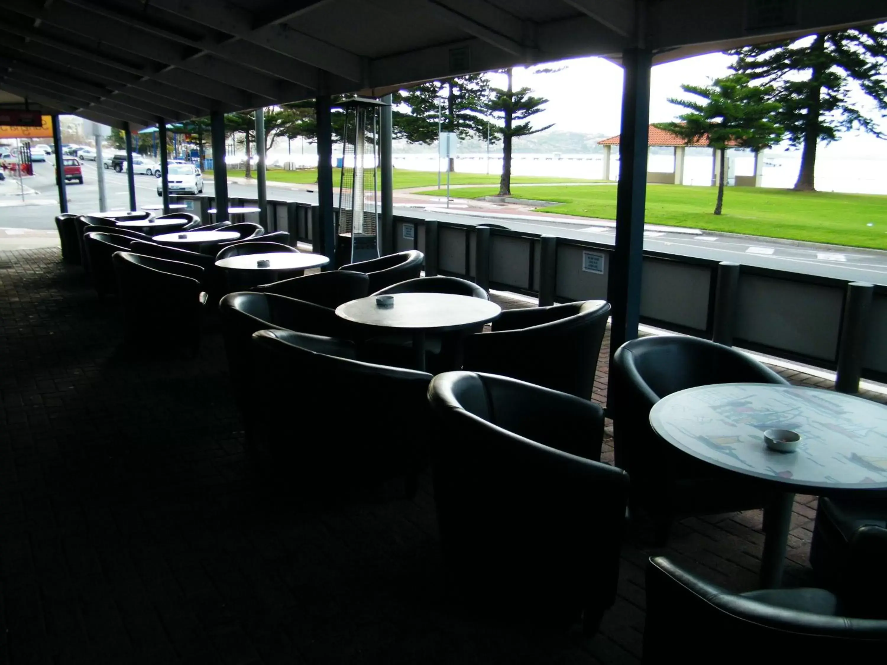 Balcony/Terrace, Restaurant/Places to Eat in Grand Tasman Hotel