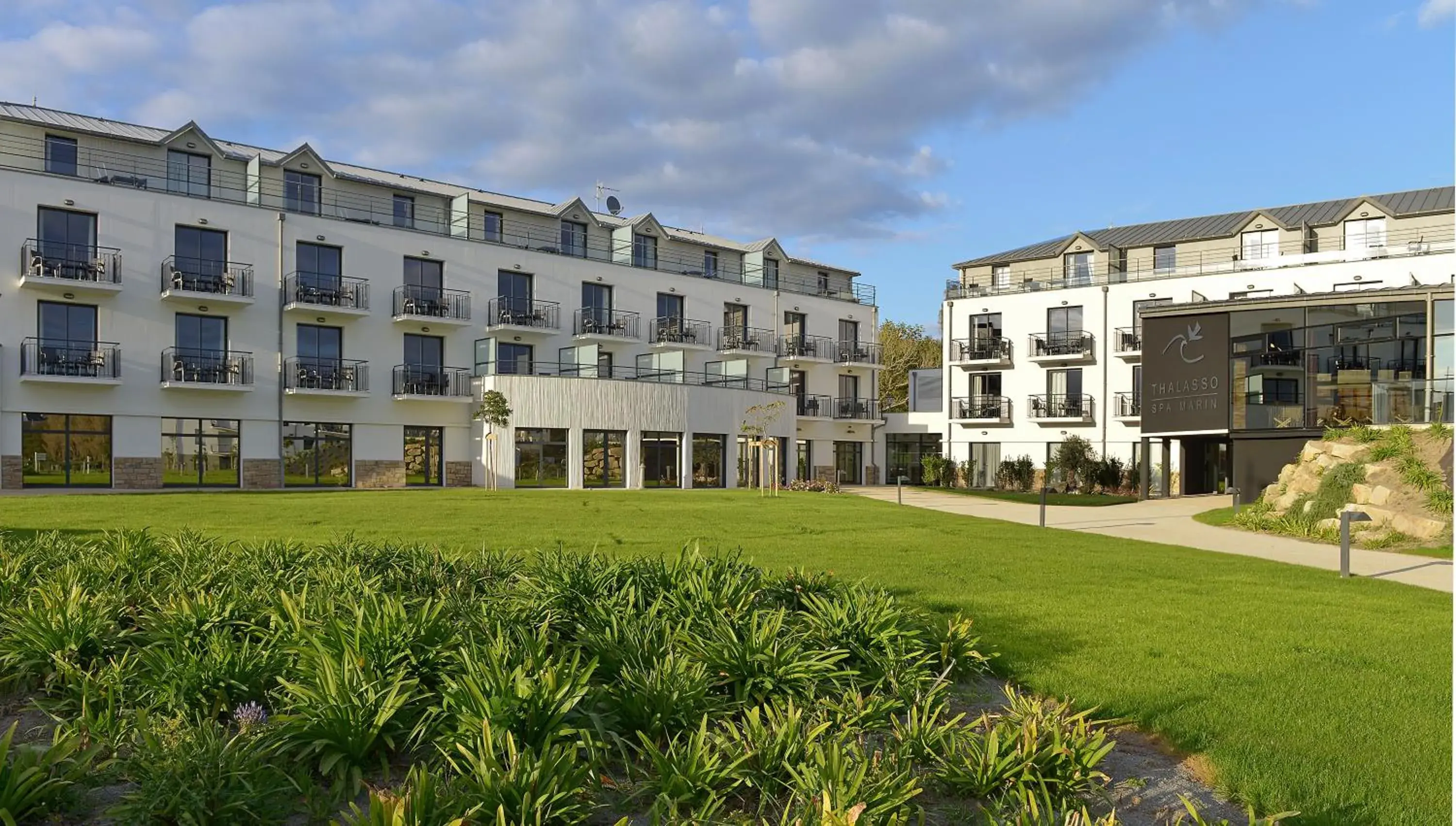 Property building in Thalasso Concarneau Spa Marin Resort Property building in Thalasso Concarneau Spa Marin Resort