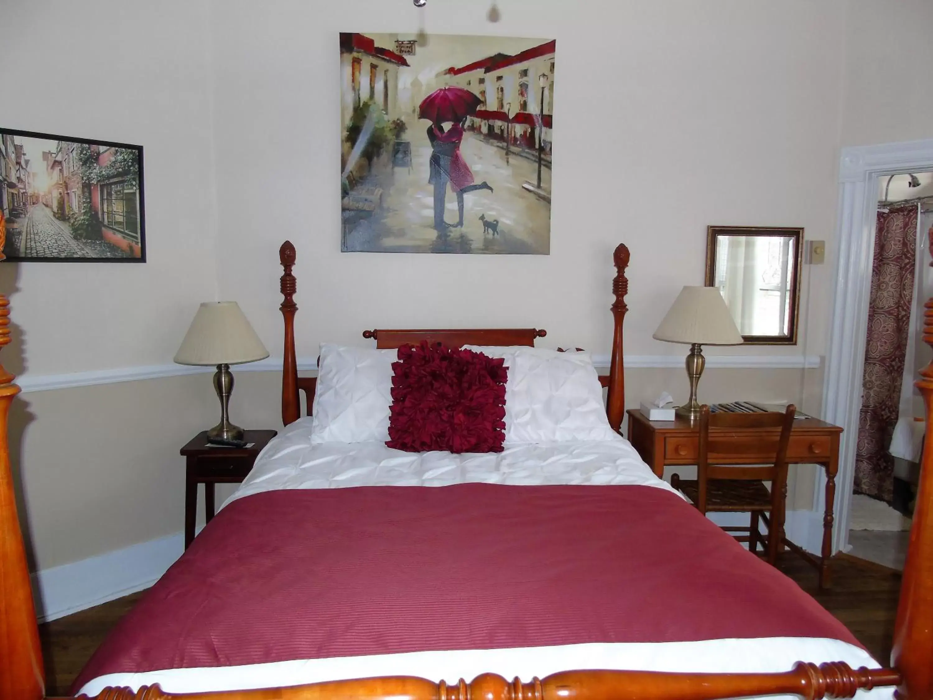 Bedroom, Bed in The Charleston Inn