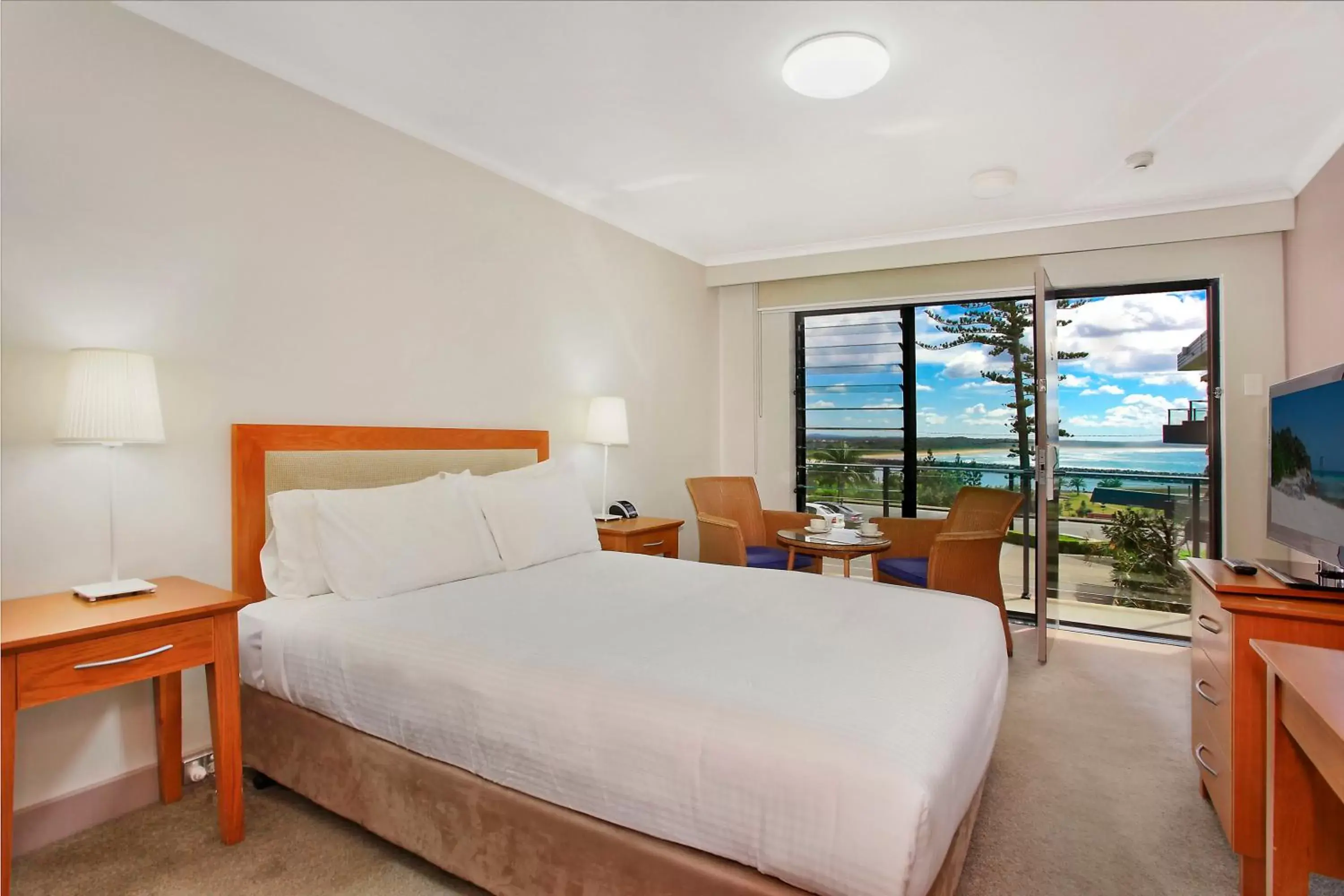 Bed in ibis Styles Port Macquarie