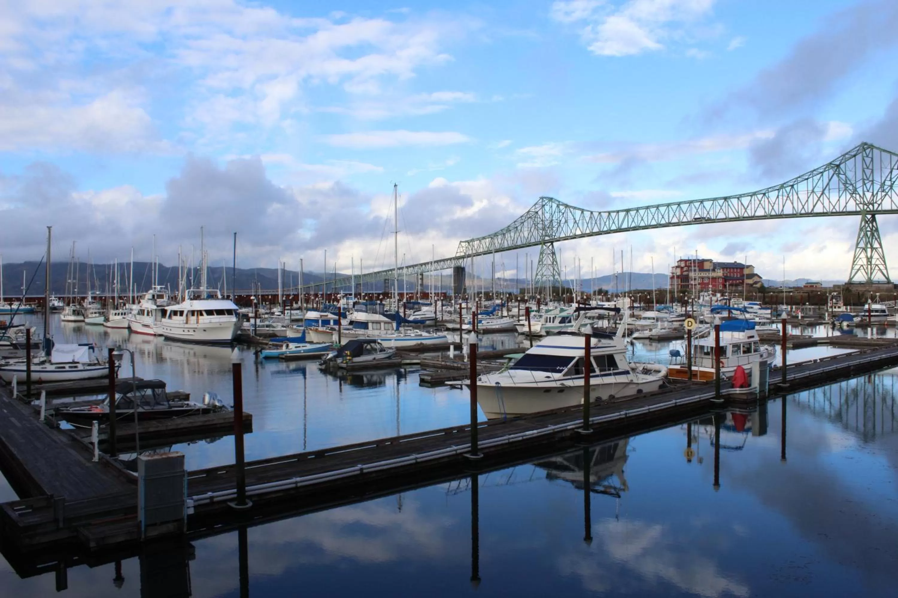 Lake view in Astoria Riverwalk Inn