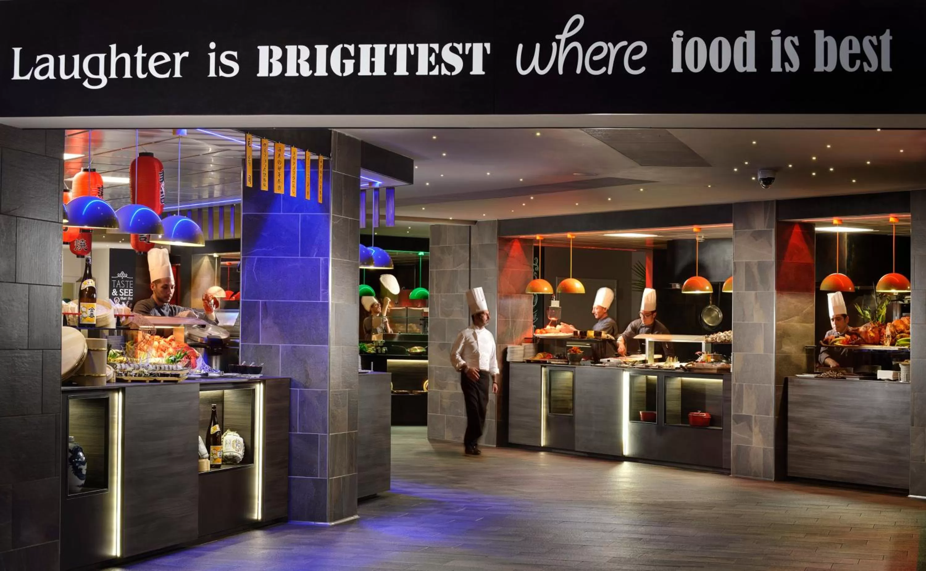 Restaurant/places to eat in A.Roma Lifestyle Hotel