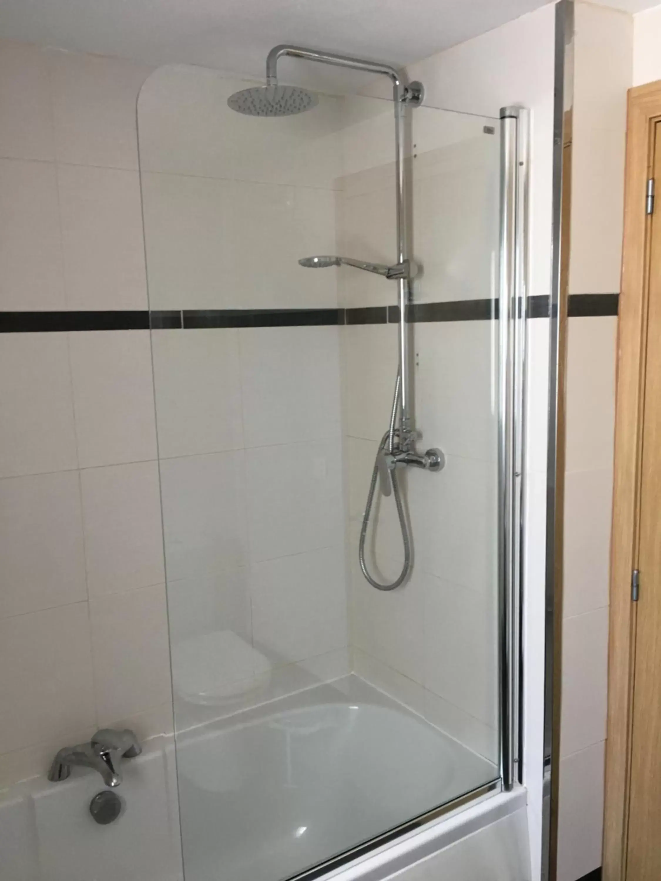 Shower, Bathroom in Buena Idea - Adults Only