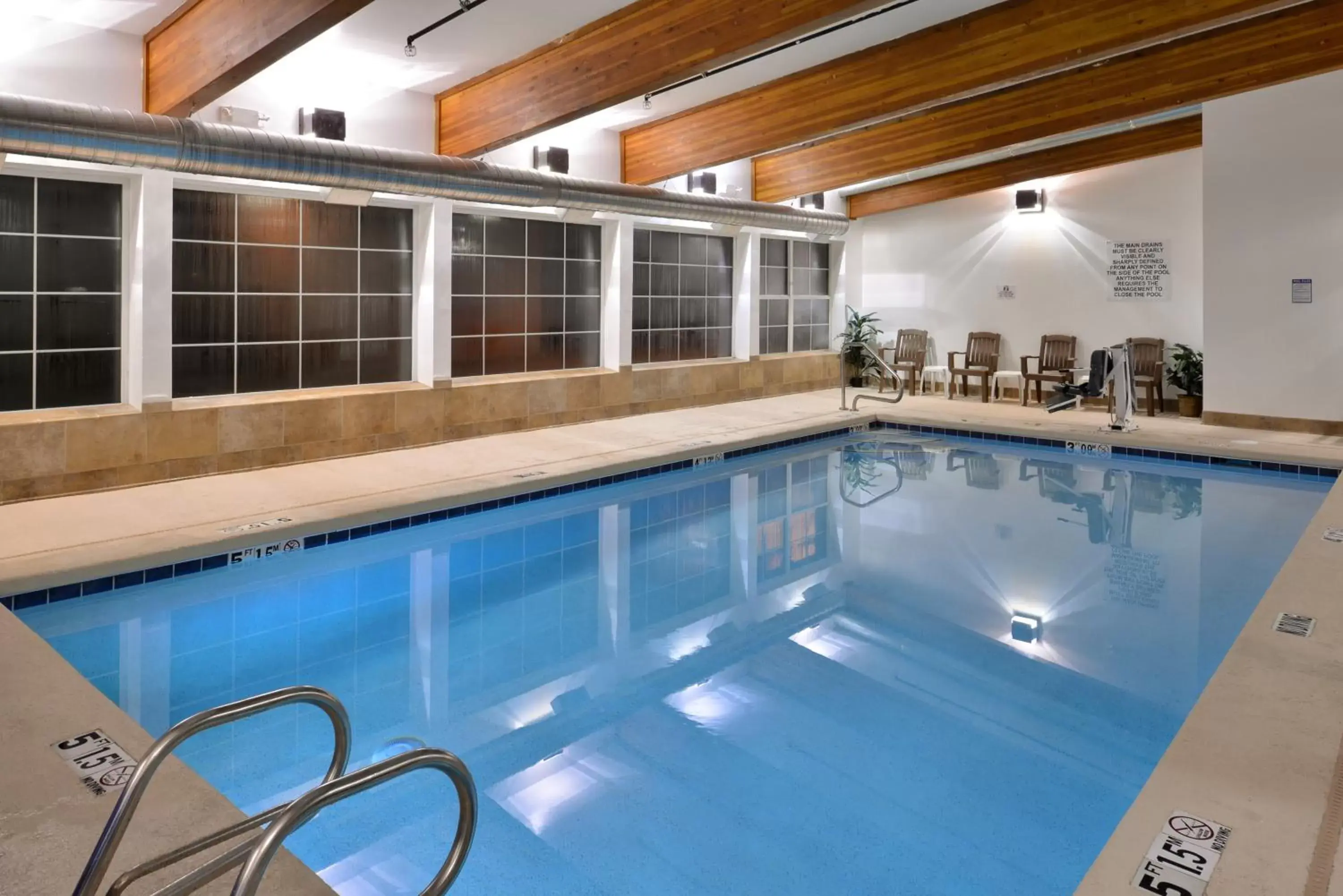 Swimming Pool in Stage Coach Inn