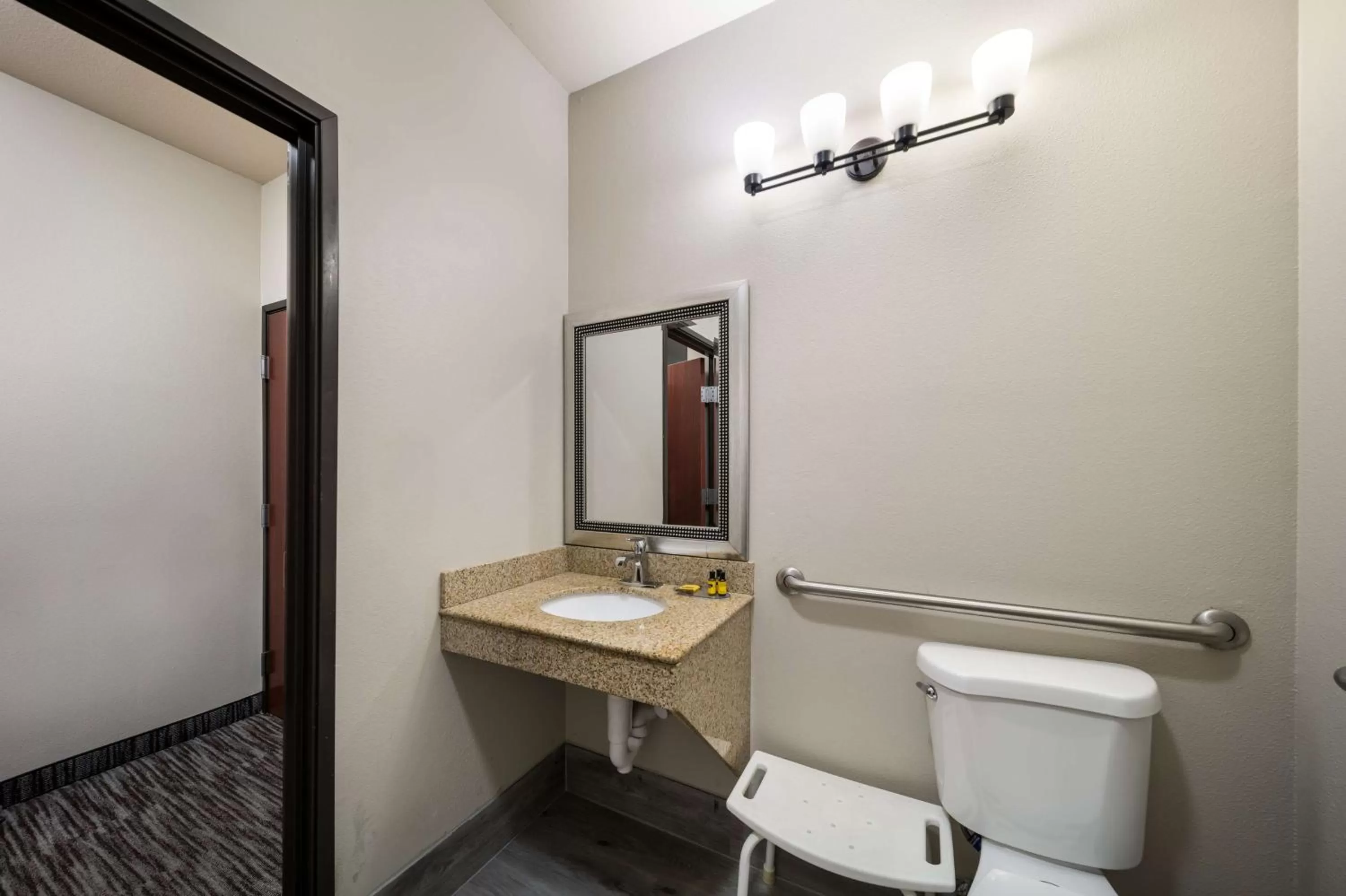 Bathroom in Best Western Plus Lake Dallas Inn & Suites