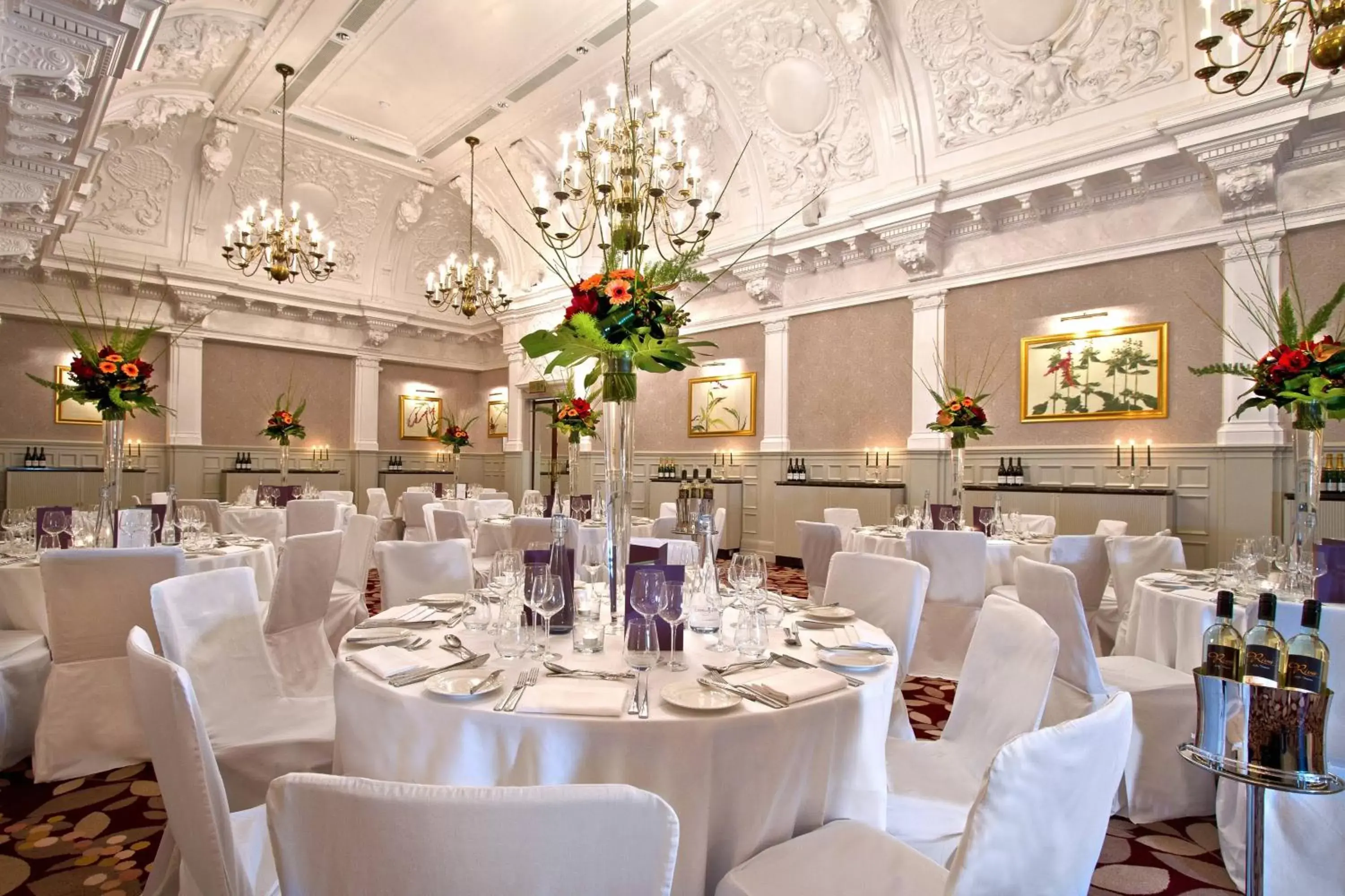 Meeting/conference room, Restaurant/Places to Eat in St. Ermin's Hotel, Autograph Collection