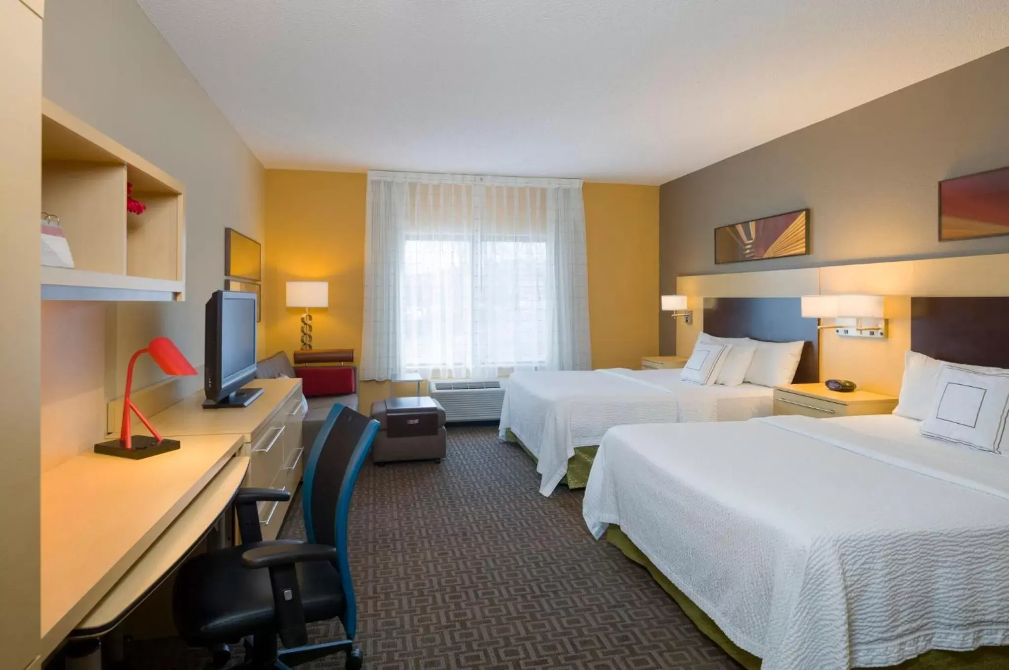 Photo of the whole room in TownePlace Suites by Marriott Harrisburg Hershey