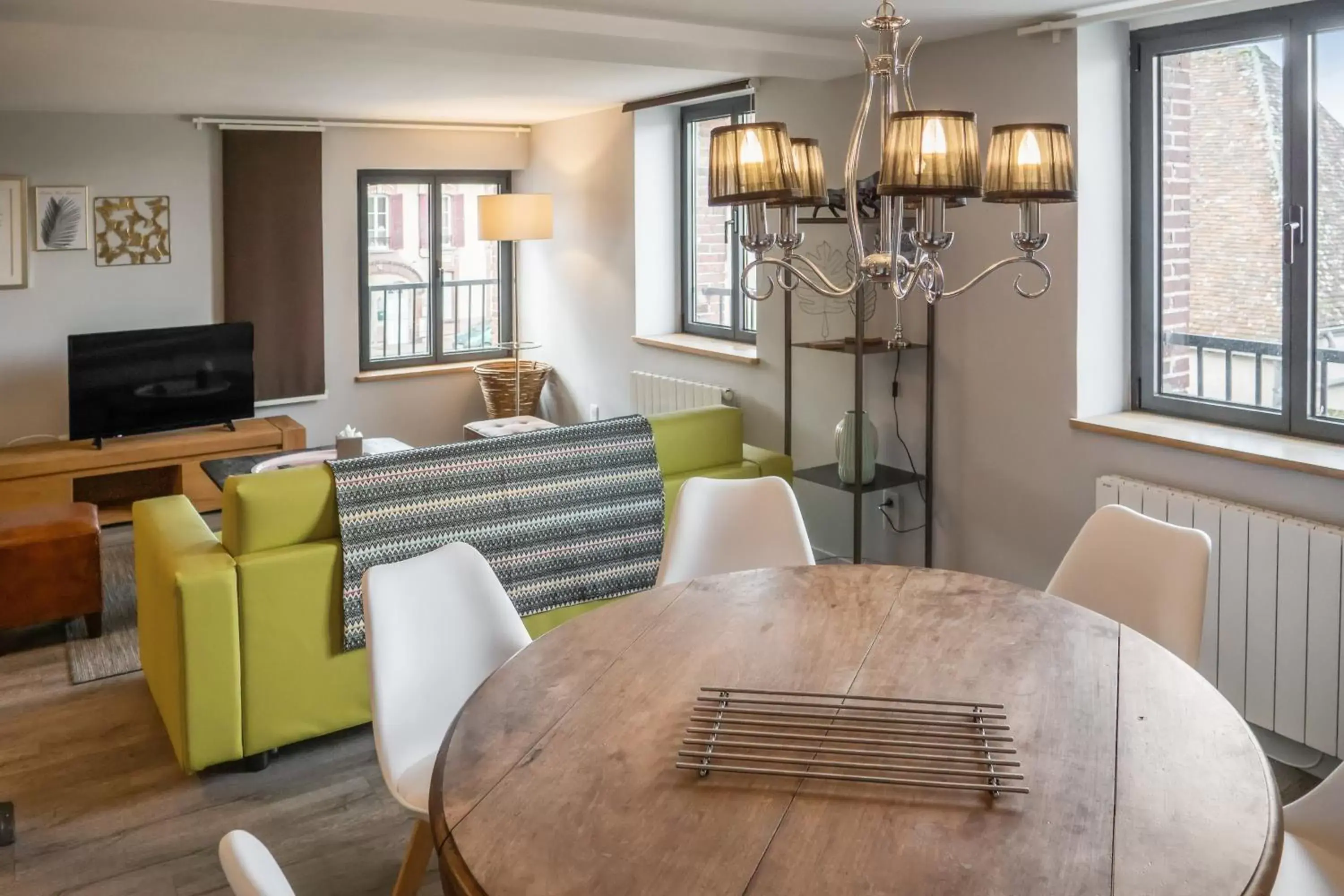 Seating Area in LOGIS Hotel-Restaurant Le Relais d'Aligre