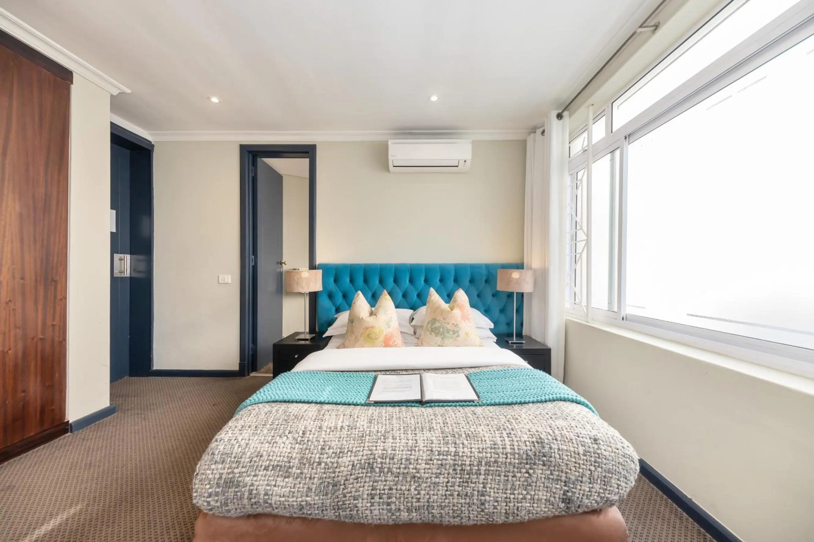 Bed in O on Kloof Boutique Hotel & Spa