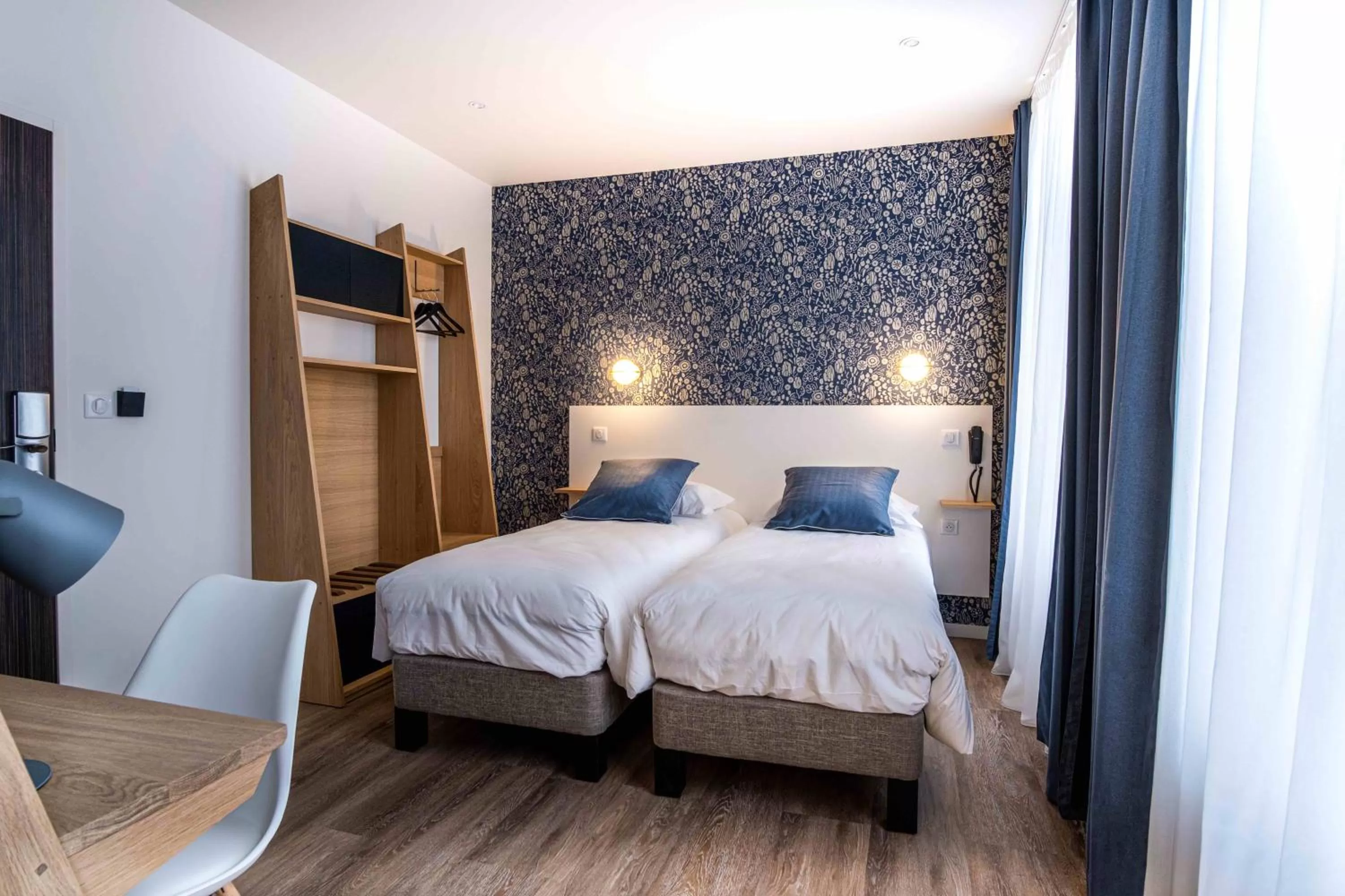 Bed in Mayrena Hotel Restaurant