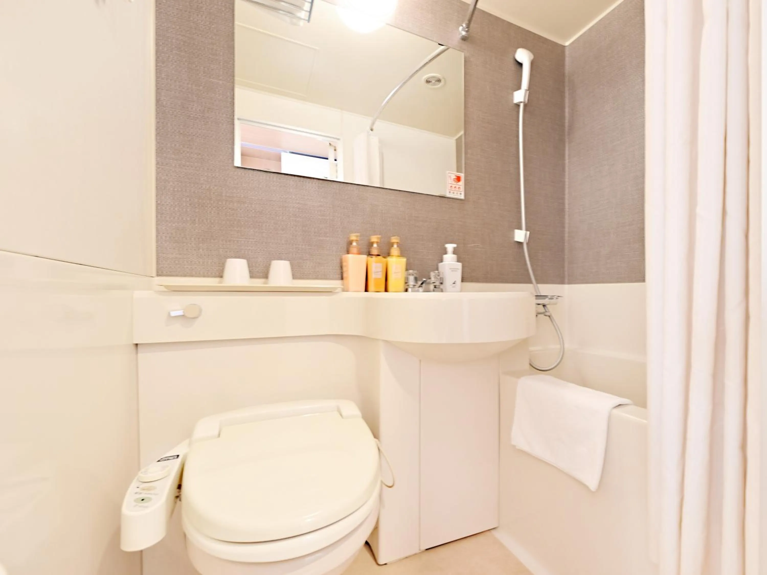 Shower in Hotel Abest Sapporo