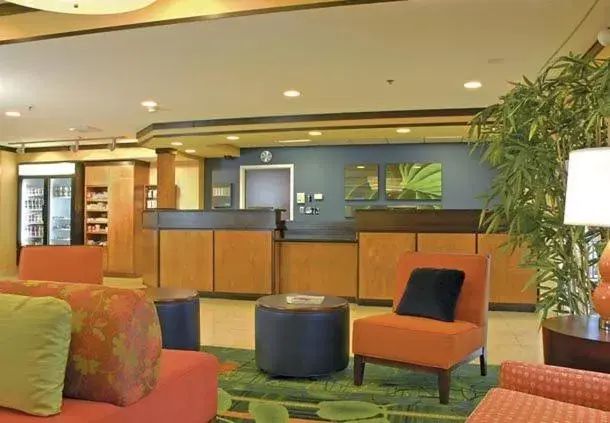 Lobby/Reception in Fairfield Inn Suites Brunswick