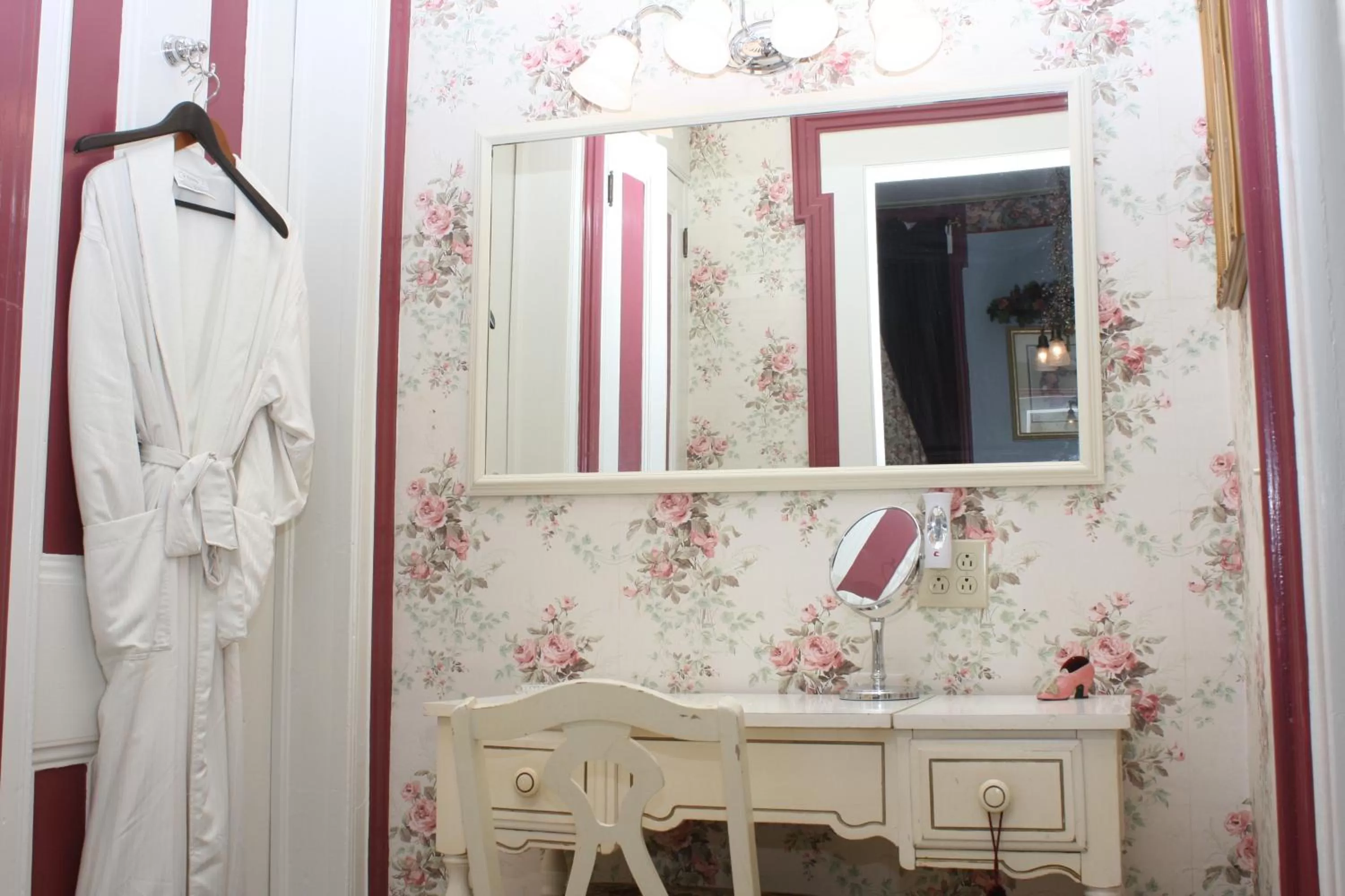 Bedroom in The Gridley Inn B&B